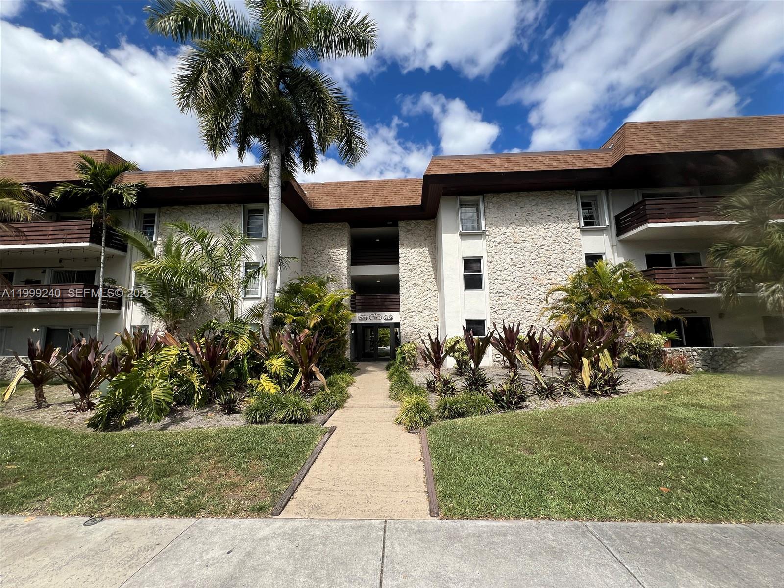 Dadeland Capri Condo