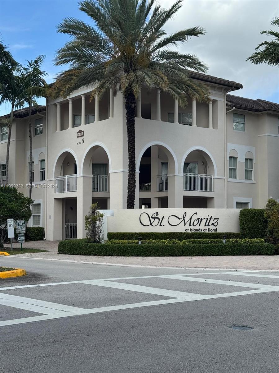 St Moritz At Doral Condo