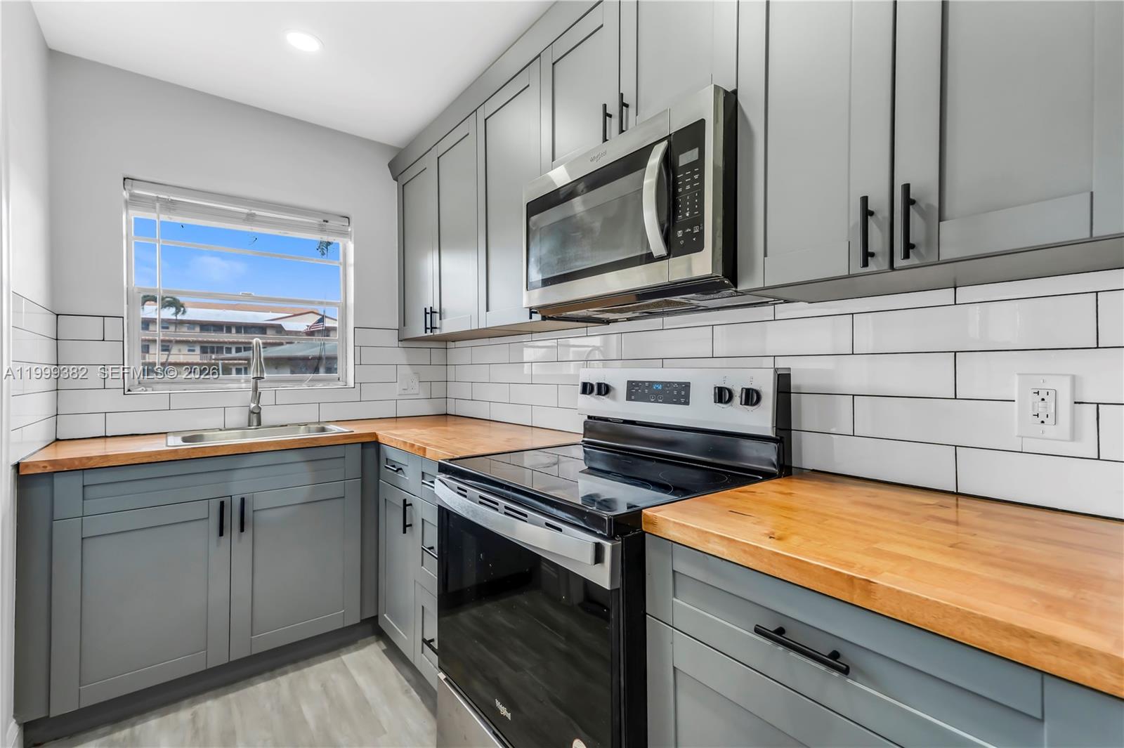 Beverly Hills Condo Numbe