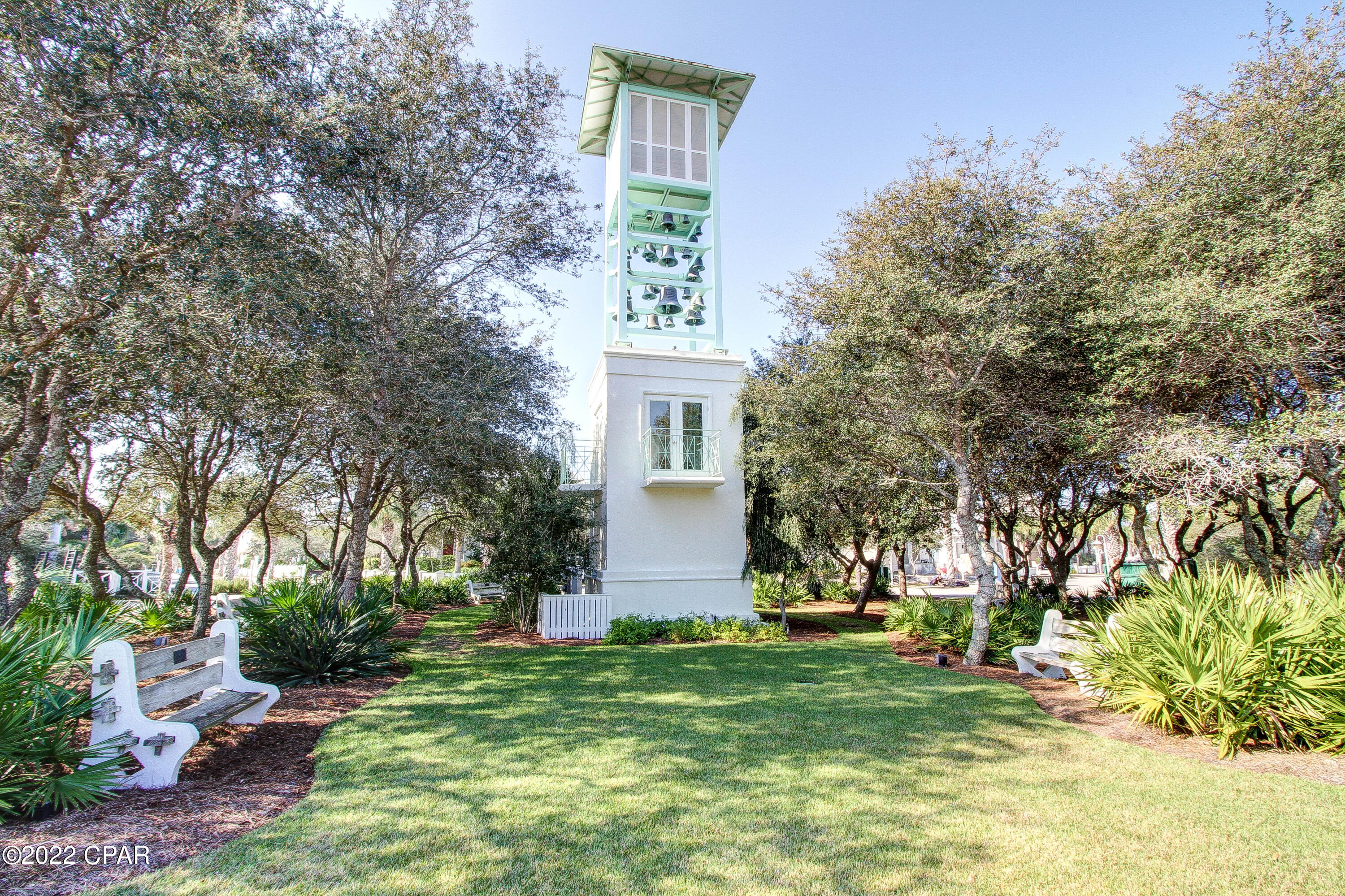 Image 48 For 155 Parkshore Drive