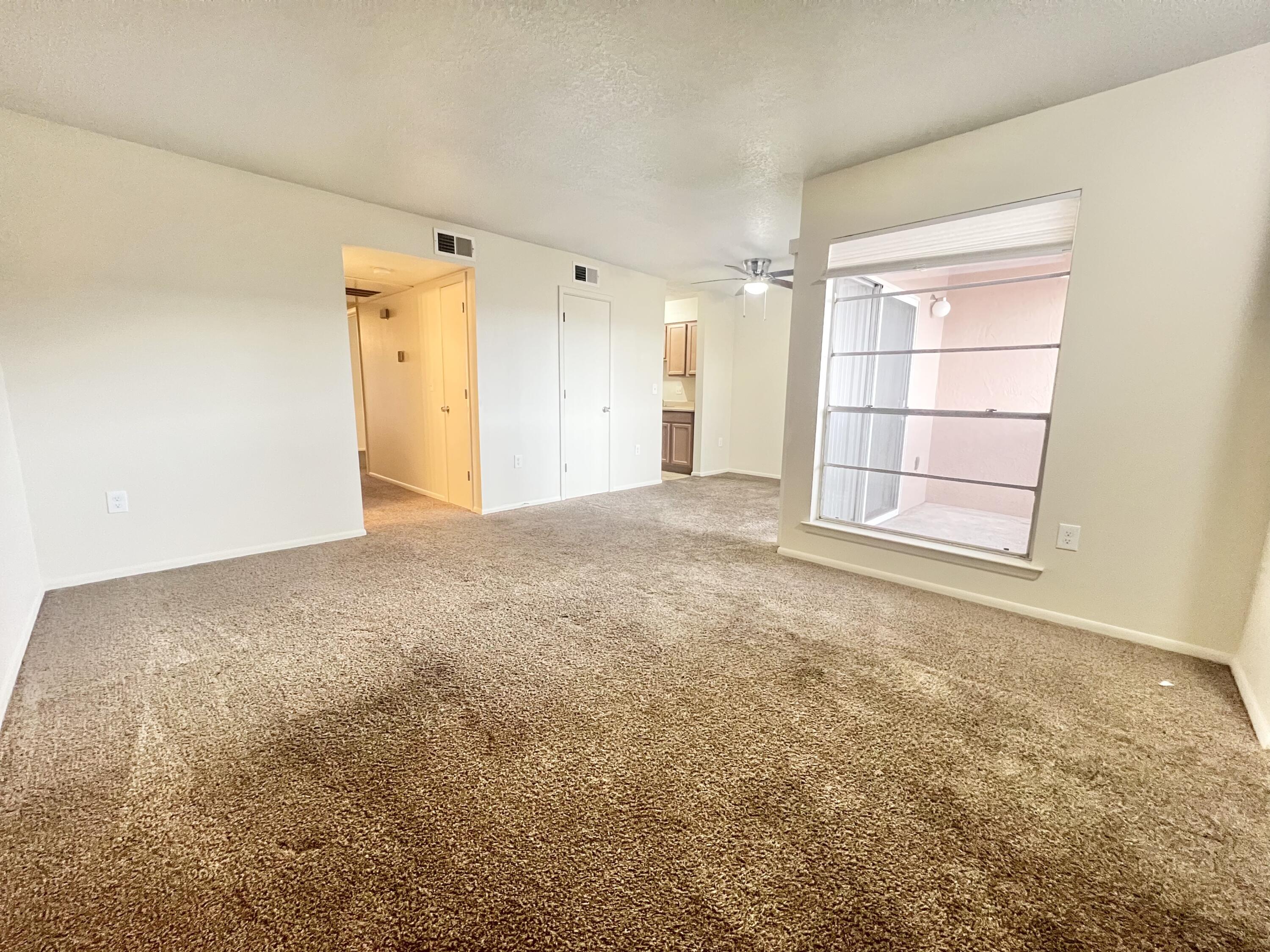 Photo 14 — 4601 Carlisle Boulevard NE APT C8