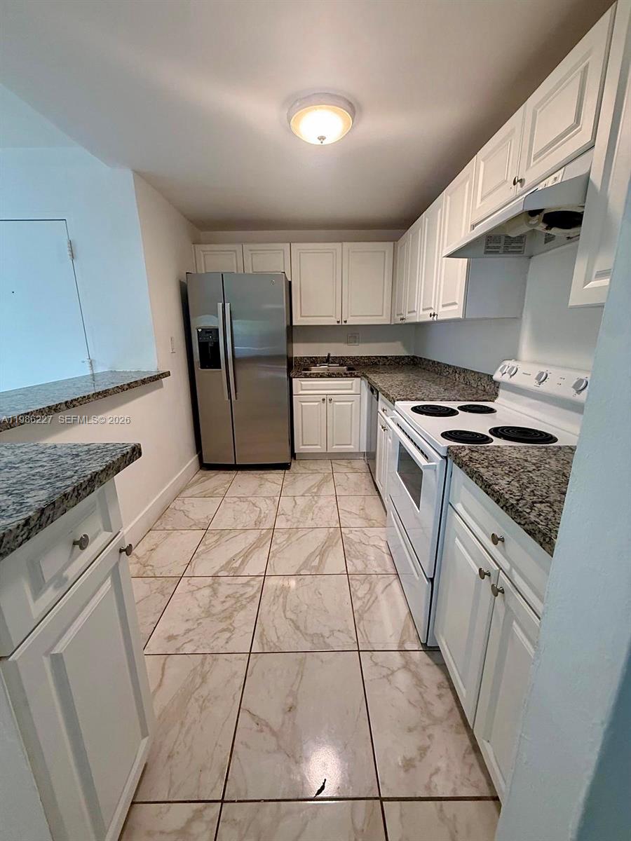 Kendall Acres Condo Bldg