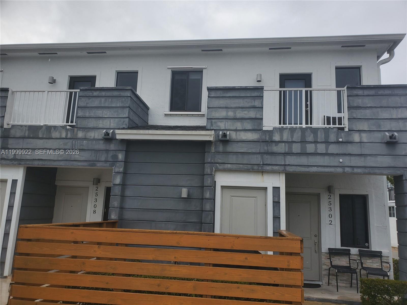 Come see this corner unit townhome built in 2021. The property consist of 3 bedrooms 2 1/2 baths, an updated kitchen with wood cabinets, granite countertops stainless steel appliances and washer and dryer. The master bedroom has a balcony. Close to shopping centers, restaurants and US-1. Great opportunity for investors.