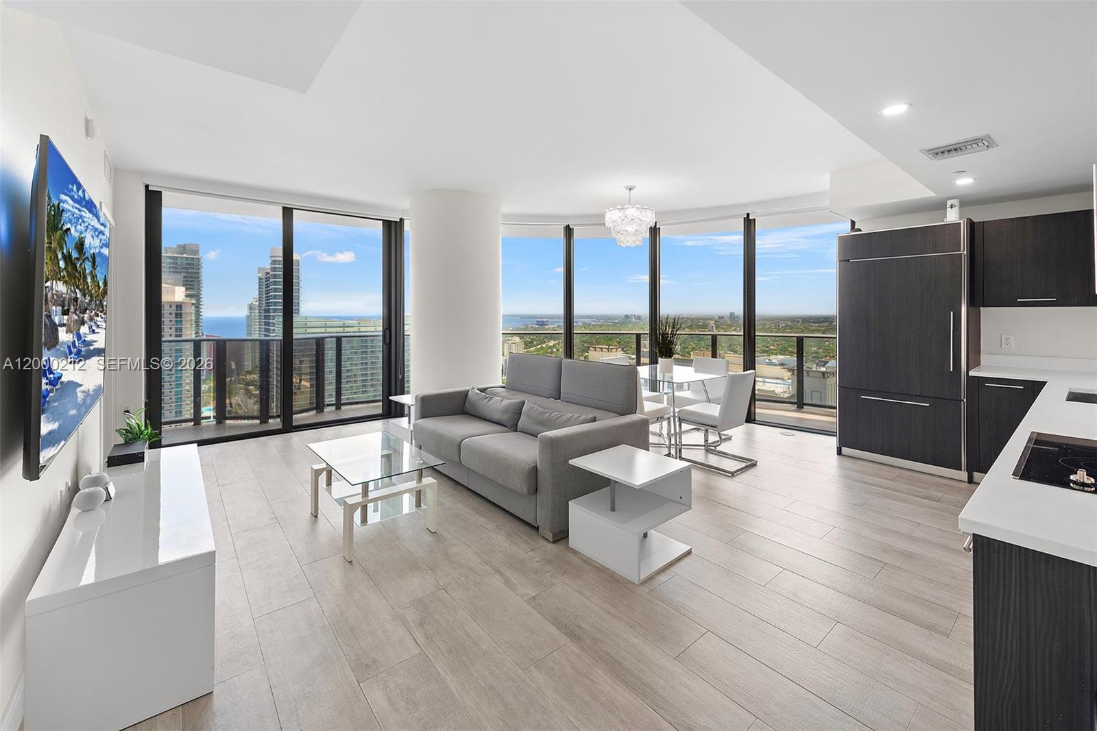 Brickell Heights East Con