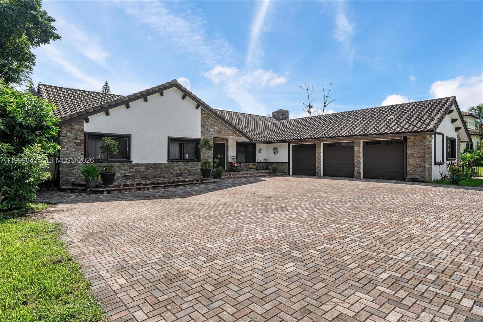 Pine Tree Estates