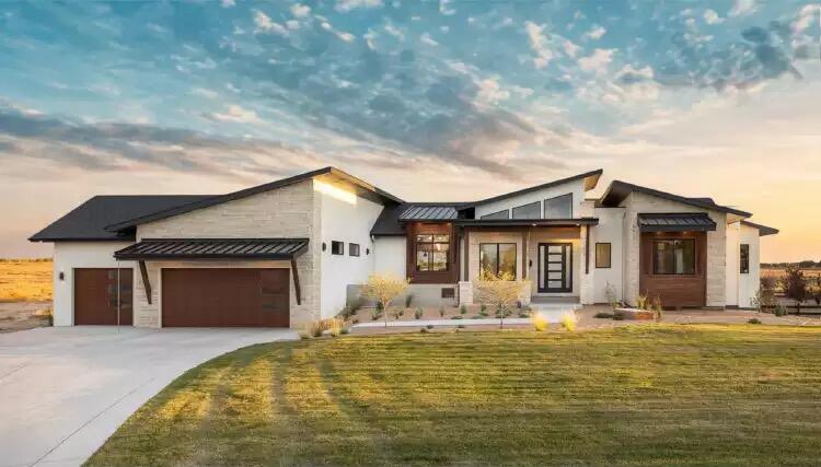 Welcome to this stunning custom-built home by America's General Contractors, located on a spacious 0.8-acre lot in Rio Rancho Estates. Featuring modern Southwest design, this 5-bedroom, 4-bath home offers clean lines, a metal roof, and warm wood accents. Enjoy an open-concept layout filled with natural light, a designer kitchen with custom cabinetry, and seamless flow for everyday living and entertaining. The private primary suite includes a spa-inspired bath and generous closet space, while additional bedrooms provide comfort and flexibility. Complete with a 3-car garage and expansive lot with room for RV parking or outdoor living. Schedule your showing today!