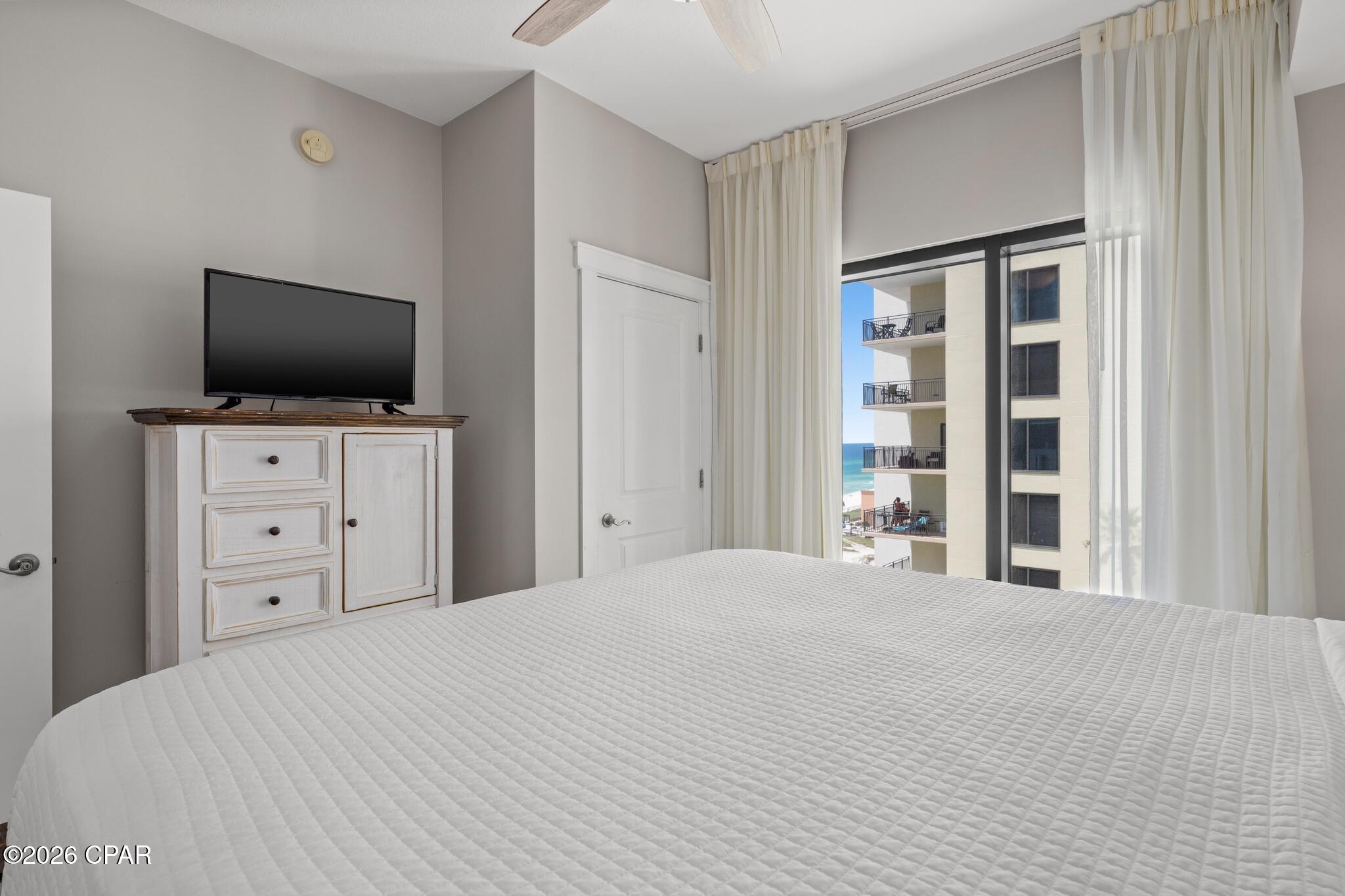 Image 15 For 15100 Front Beach Road 836-838