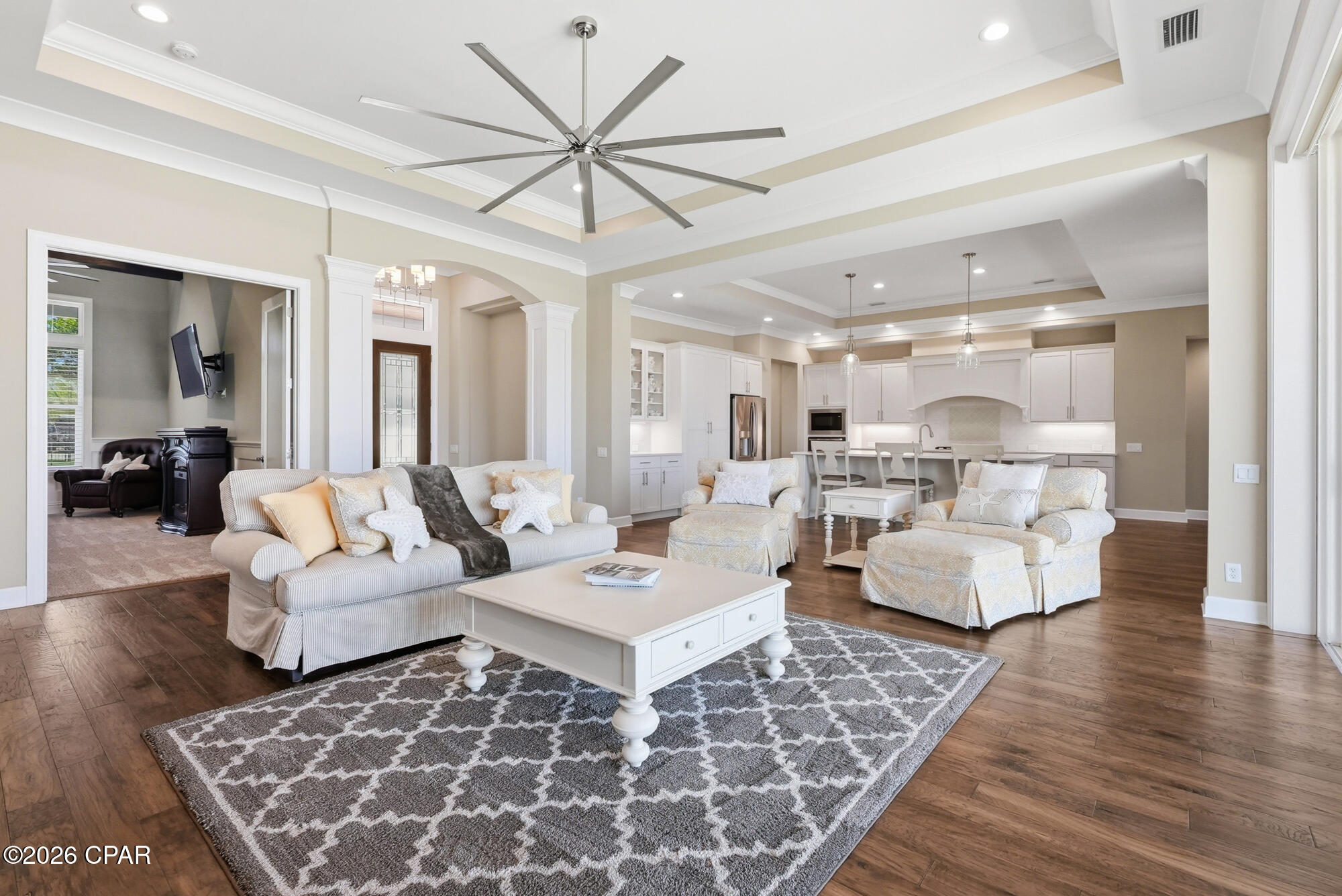 Image 10 For 6728 Lagoon Drive