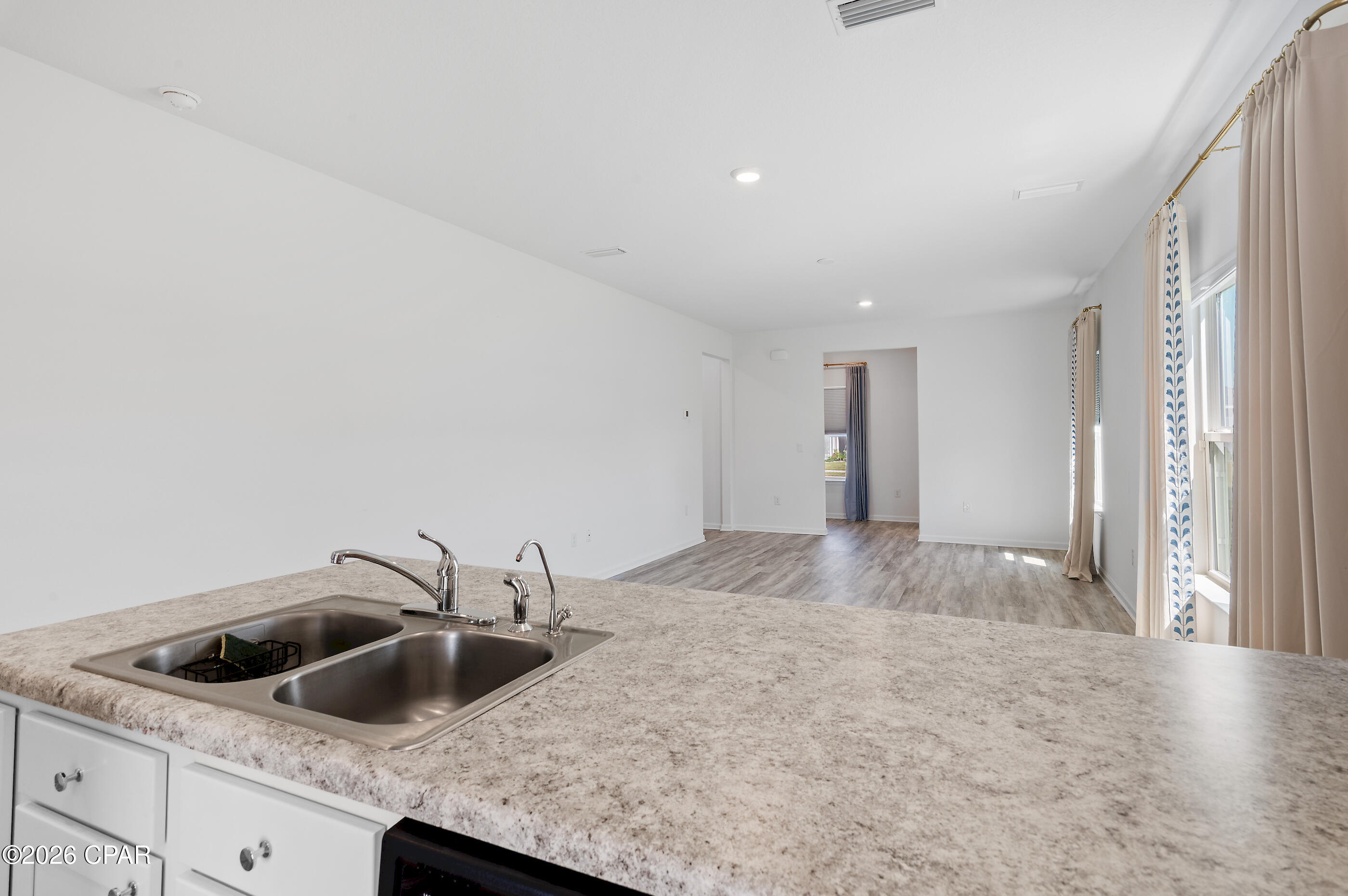 Image 18 For 56 Silverthorn Street