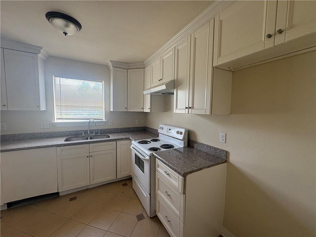 Photo 3 of Townhouse for sale at 6553 Dwyer Rd, New Orleans, LA 70126 | MLS# 2552846 | Listing updated on 2026-10-09