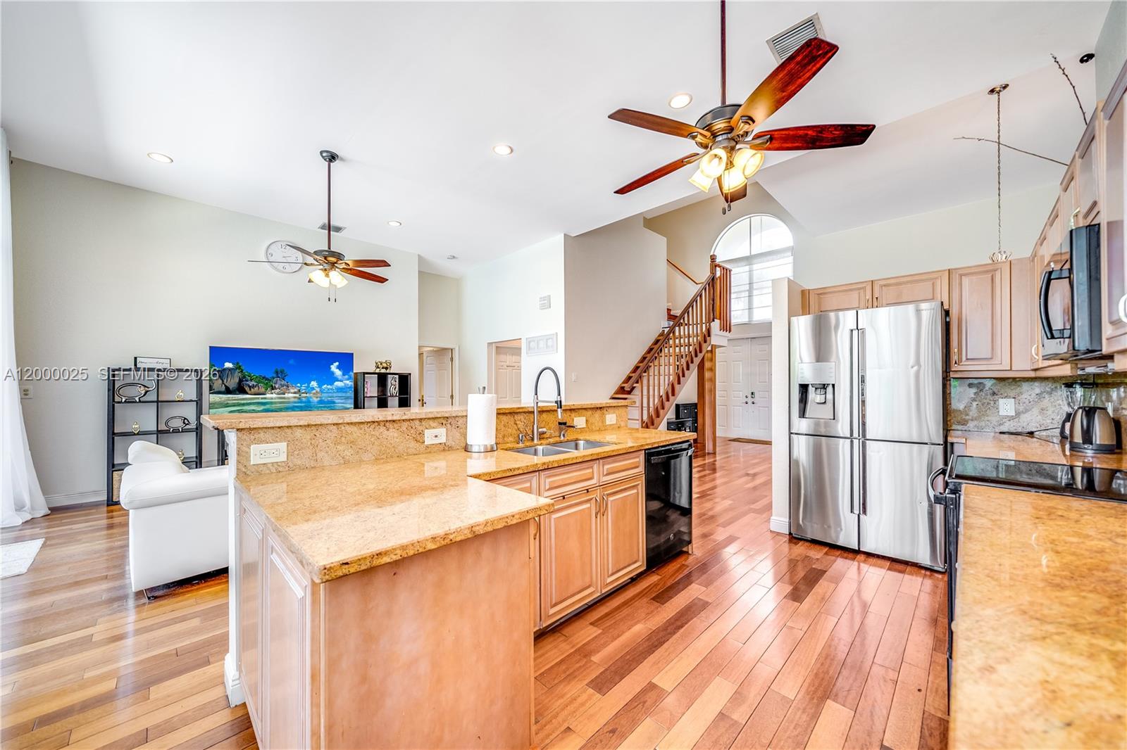 Property photo # 2
