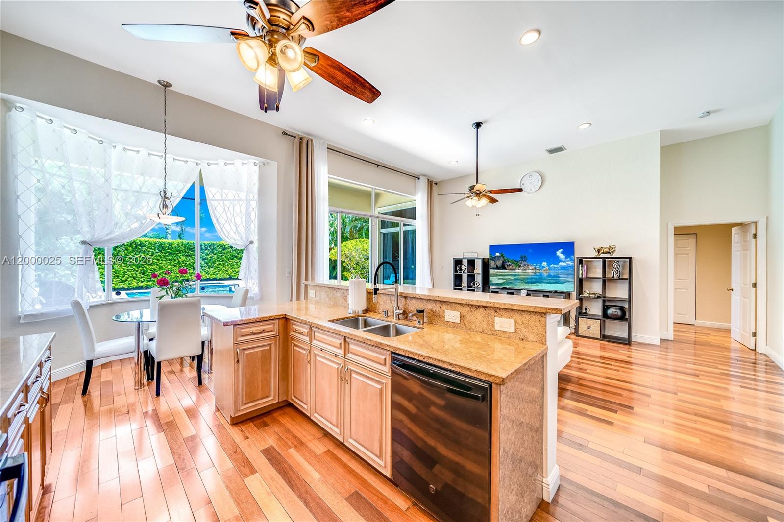 Property photo # 8
