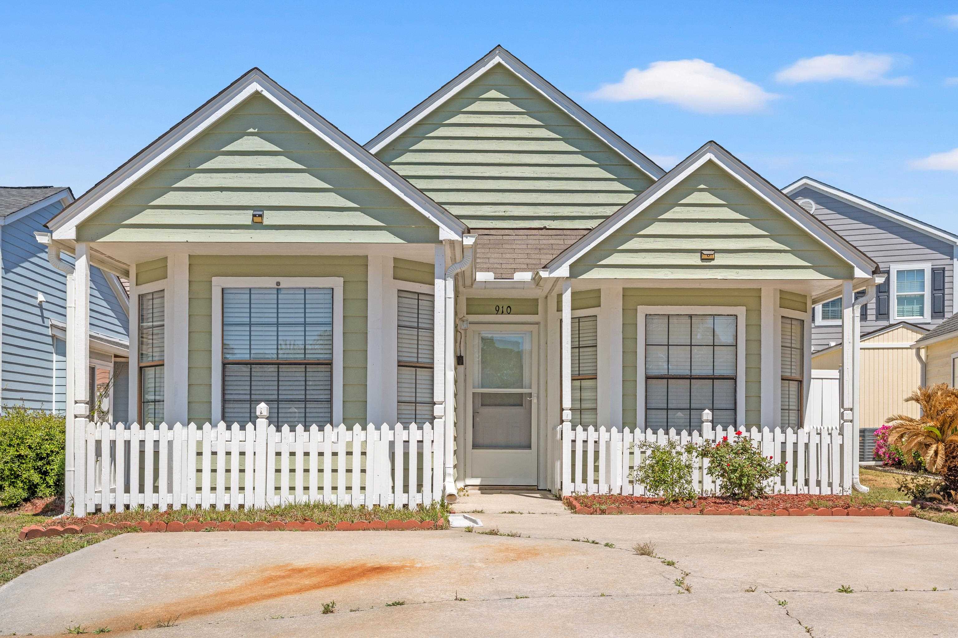 910 Emanon St. North Myrtle Beach, SC 29582