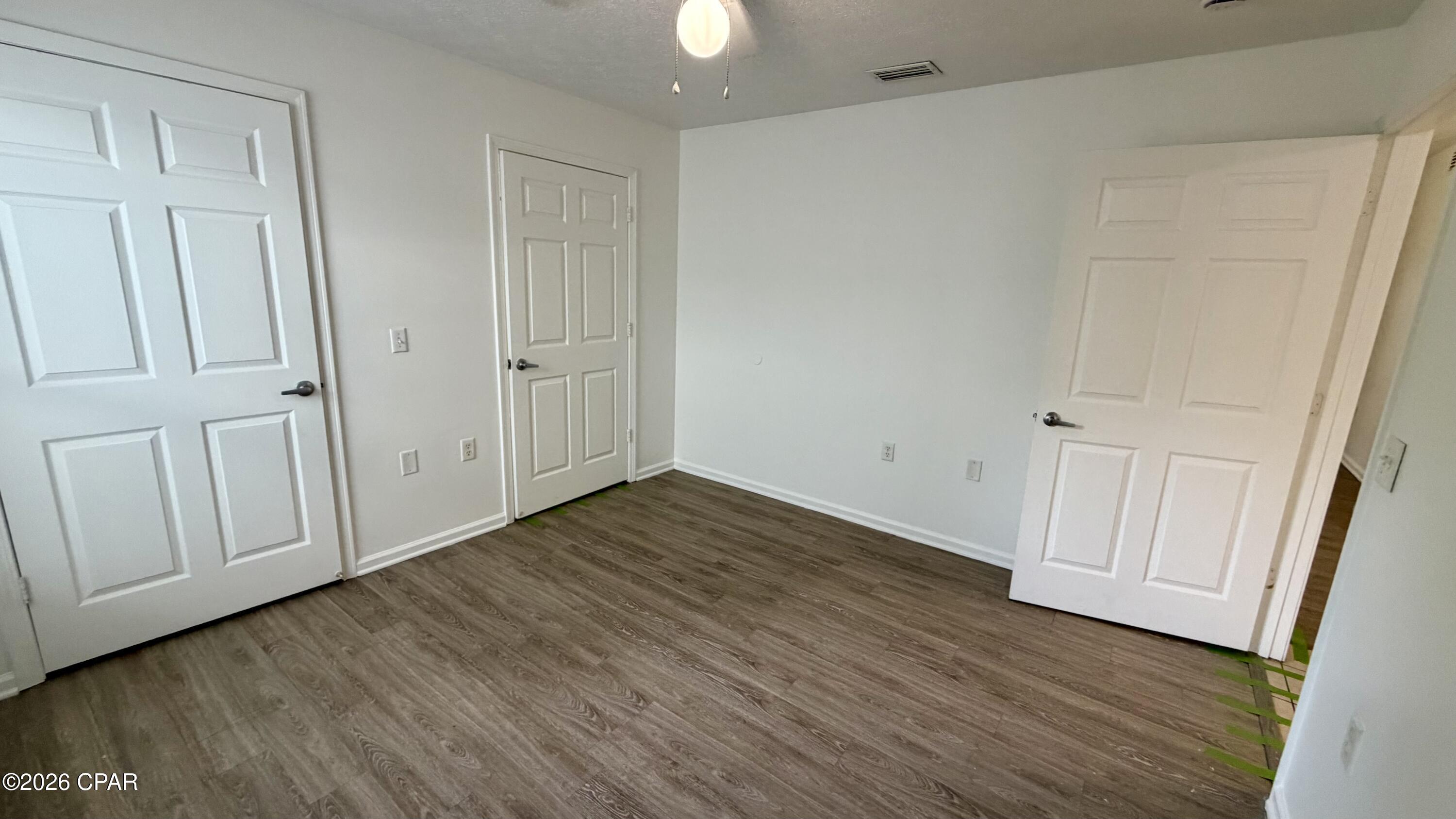 Image 5 For 9117 Laird Street 9127