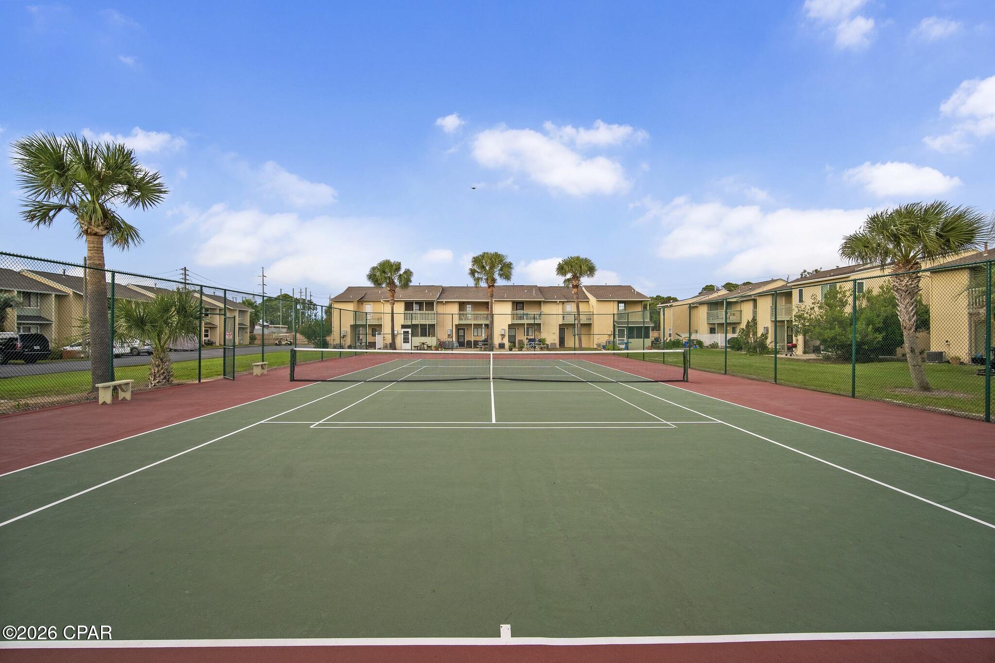 Image 46 For 135 Grand Island Boulevard