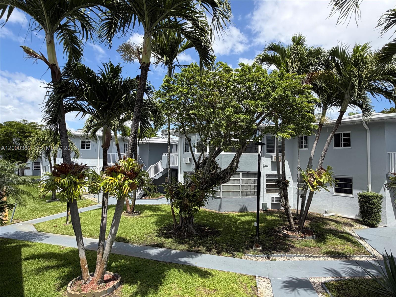 Sky Lake Gardens No 2