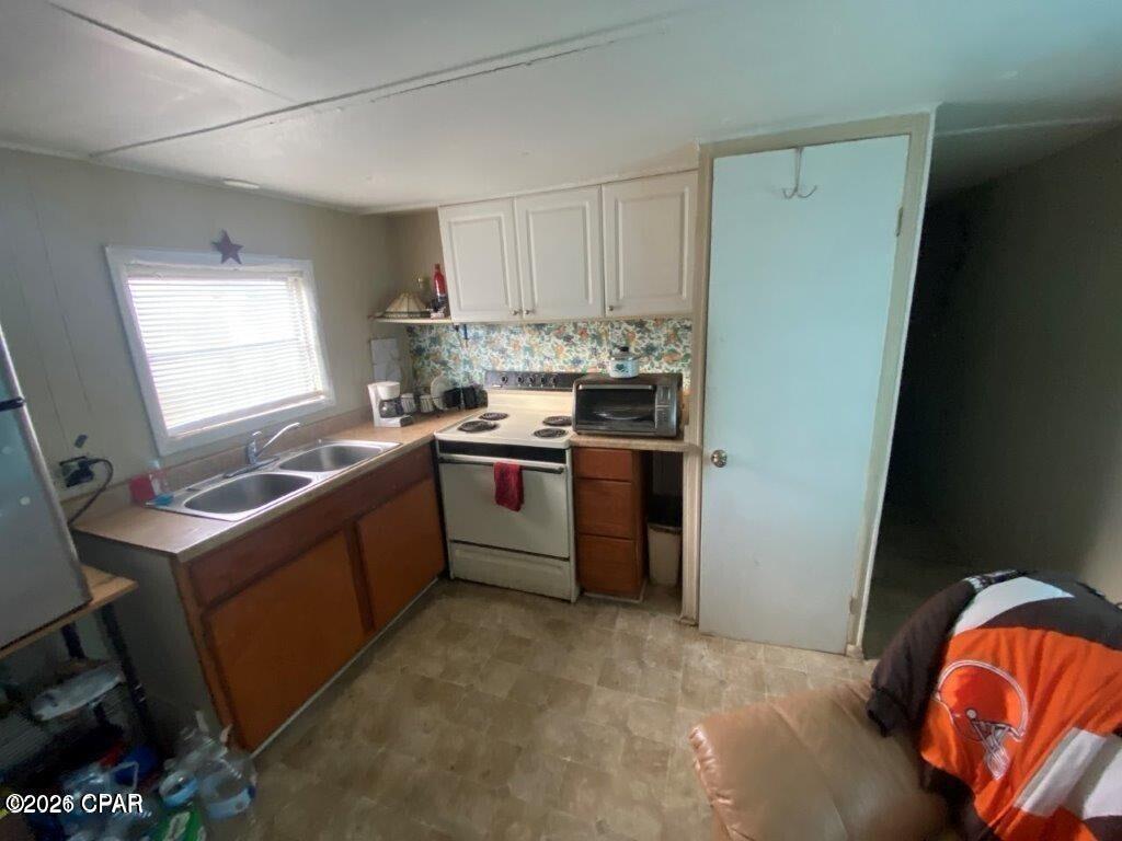 Image 8 For 2408-2412 Dorothy Avenue B-ab