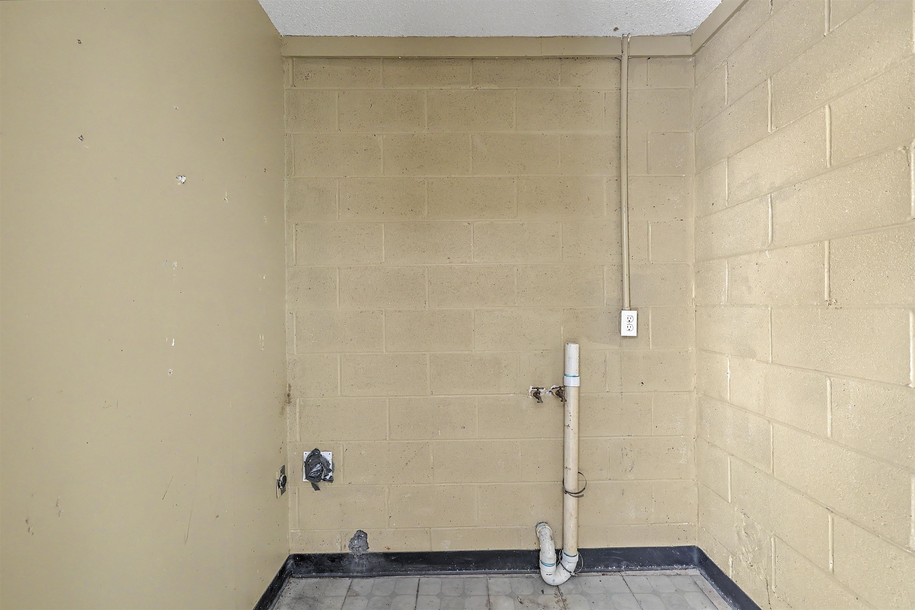 2609630 | Photo 21