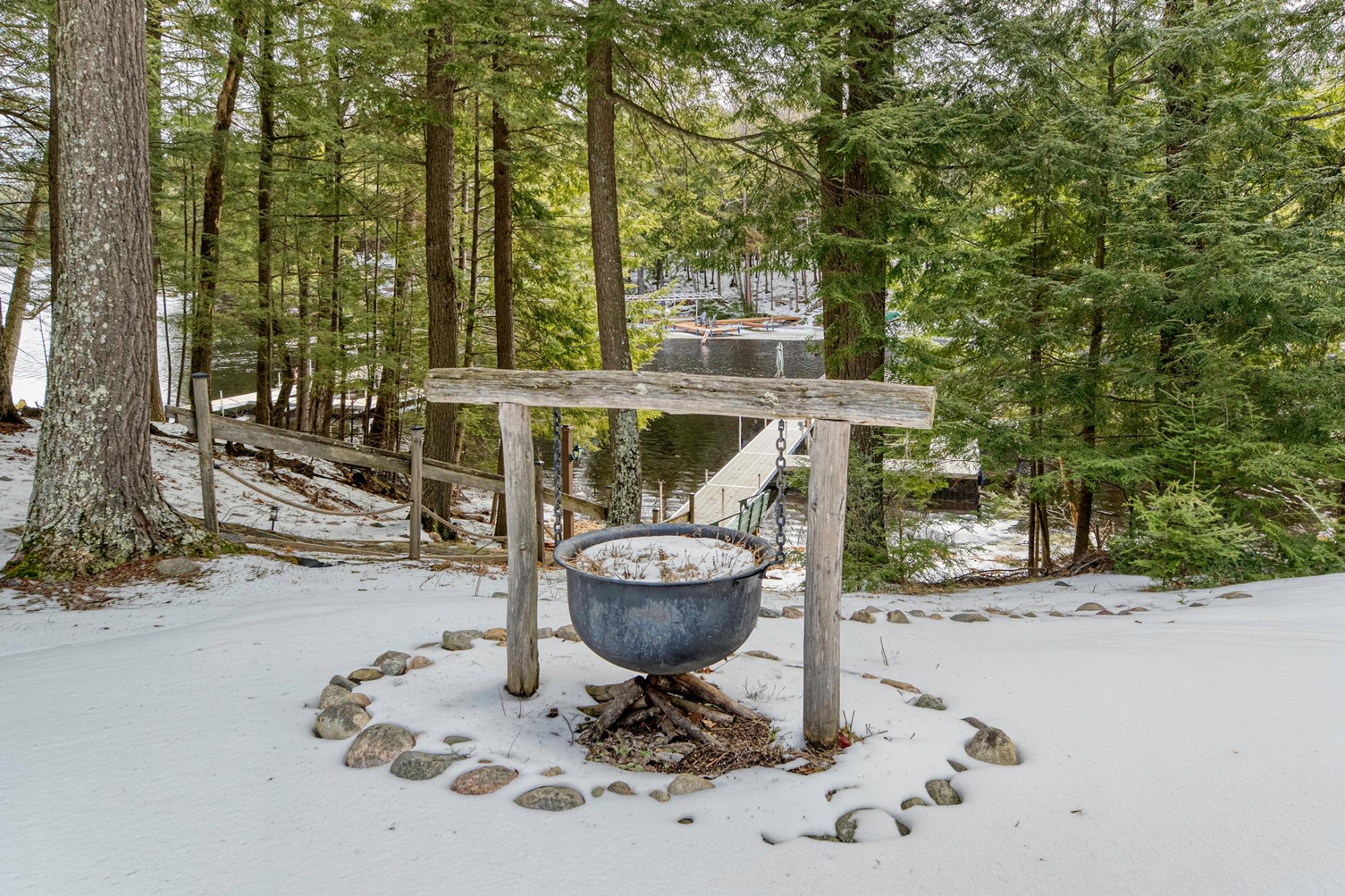 Crystal Lake Property 6914 Connors Rd Photo 38