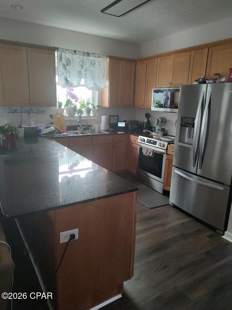 Image 5 For 623 Fernwood Street A