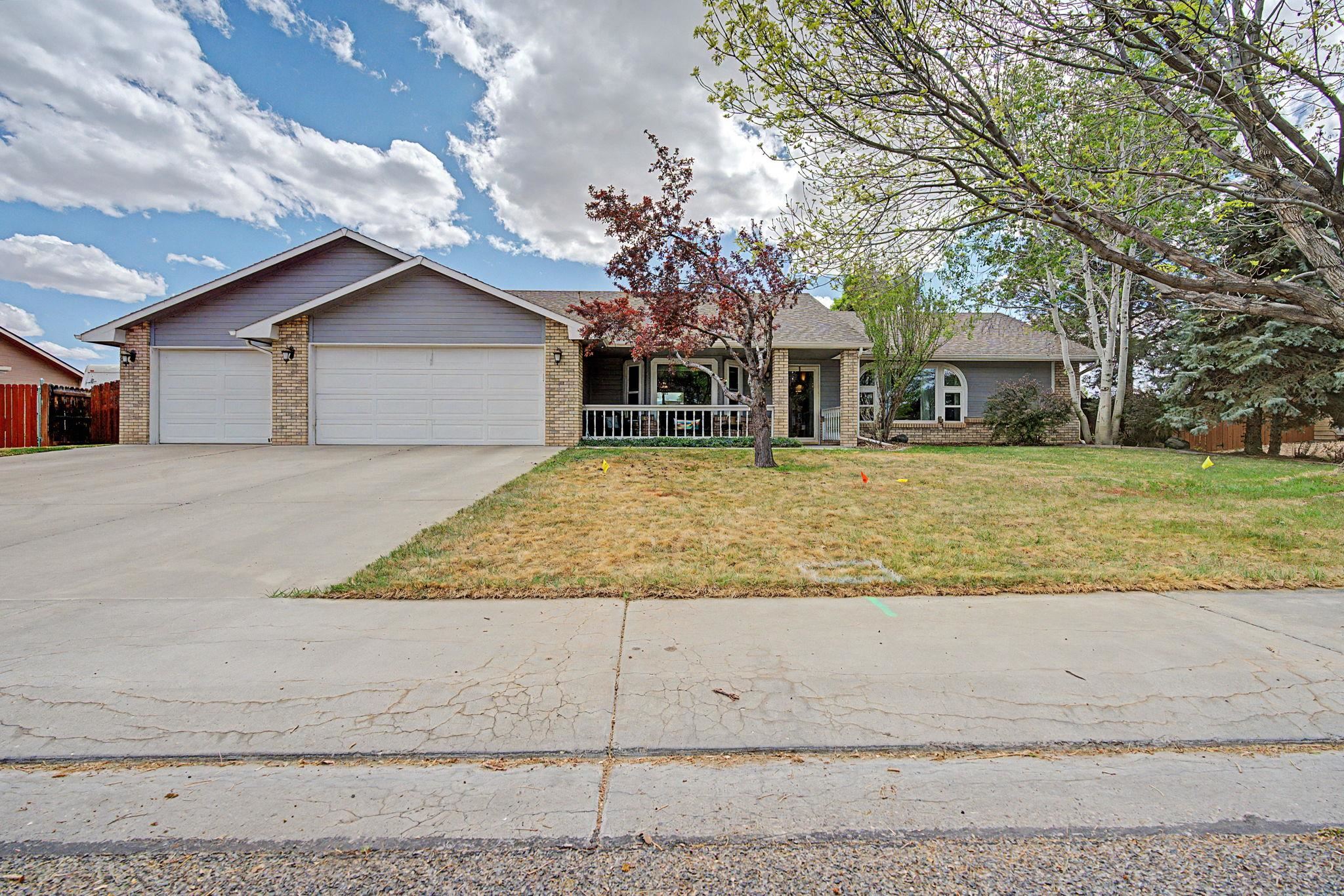 2553 Westwood Drive