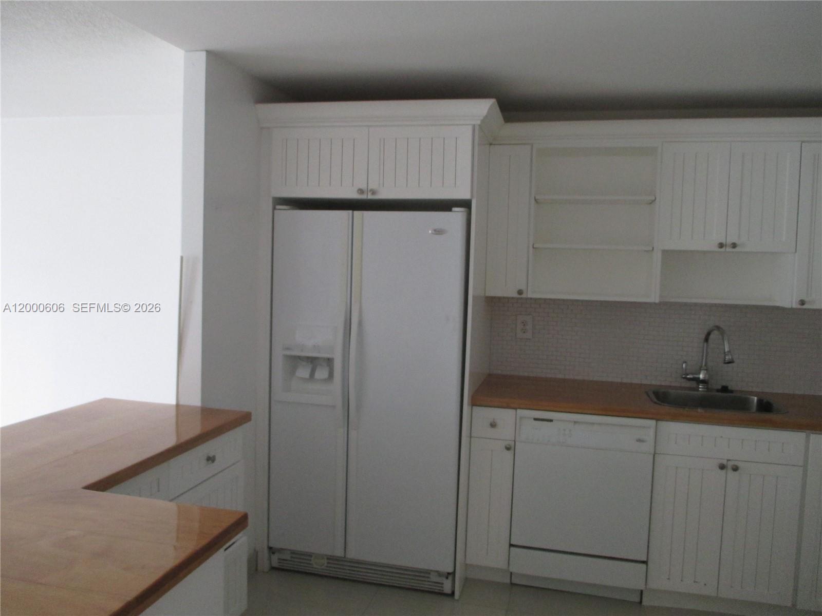 Property photo # 0