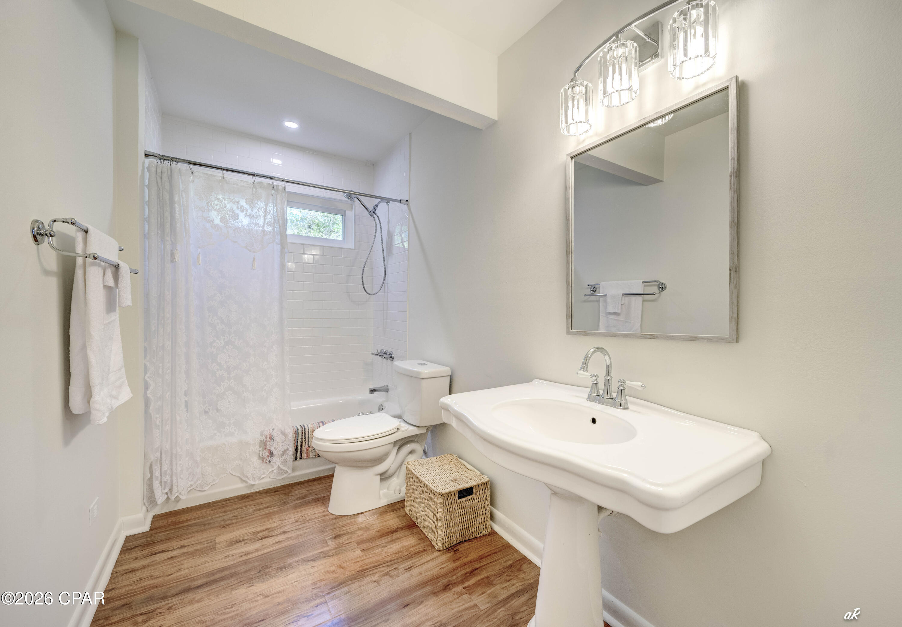 Image 12 For 2511 Commander Road