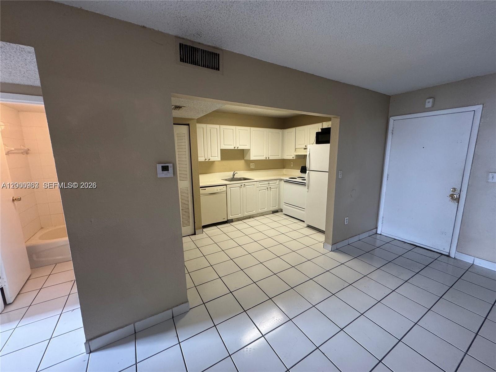 Condado Real Condo