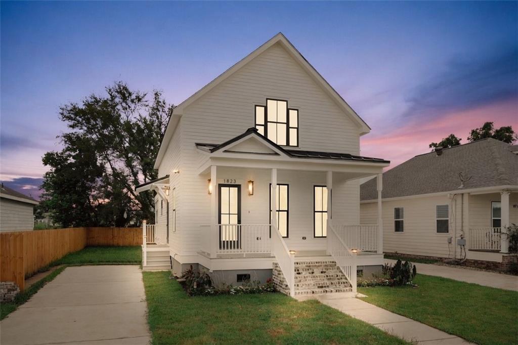 Photo 3 of Single family home for sale at 1823 Alexander Ave, Arabi, LA 70032 | MLS# 2553091 | Listing updated on 2026-09-15