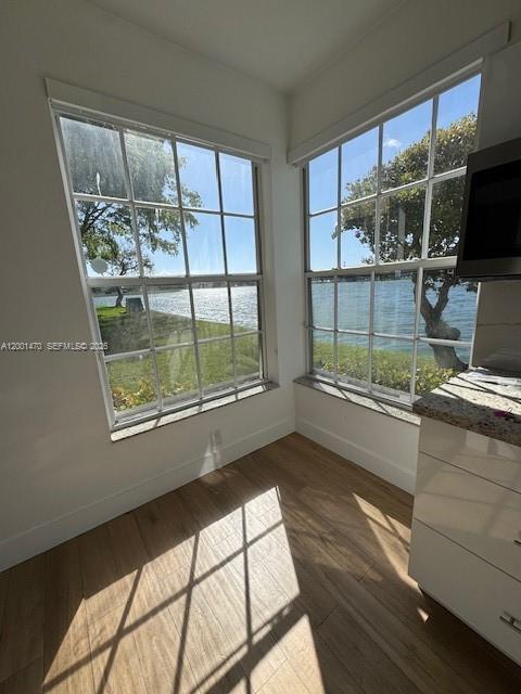 Spacious living room with panoramic views at 14621 Balgowan Rd - Townhouse in Miami Lakes