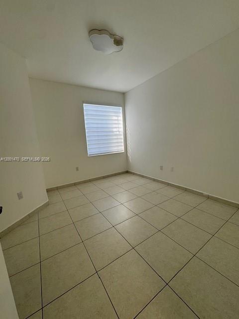 Waterfront views and dock access at 14621 Balgowan Rd - Townhouse in Miami Lakes