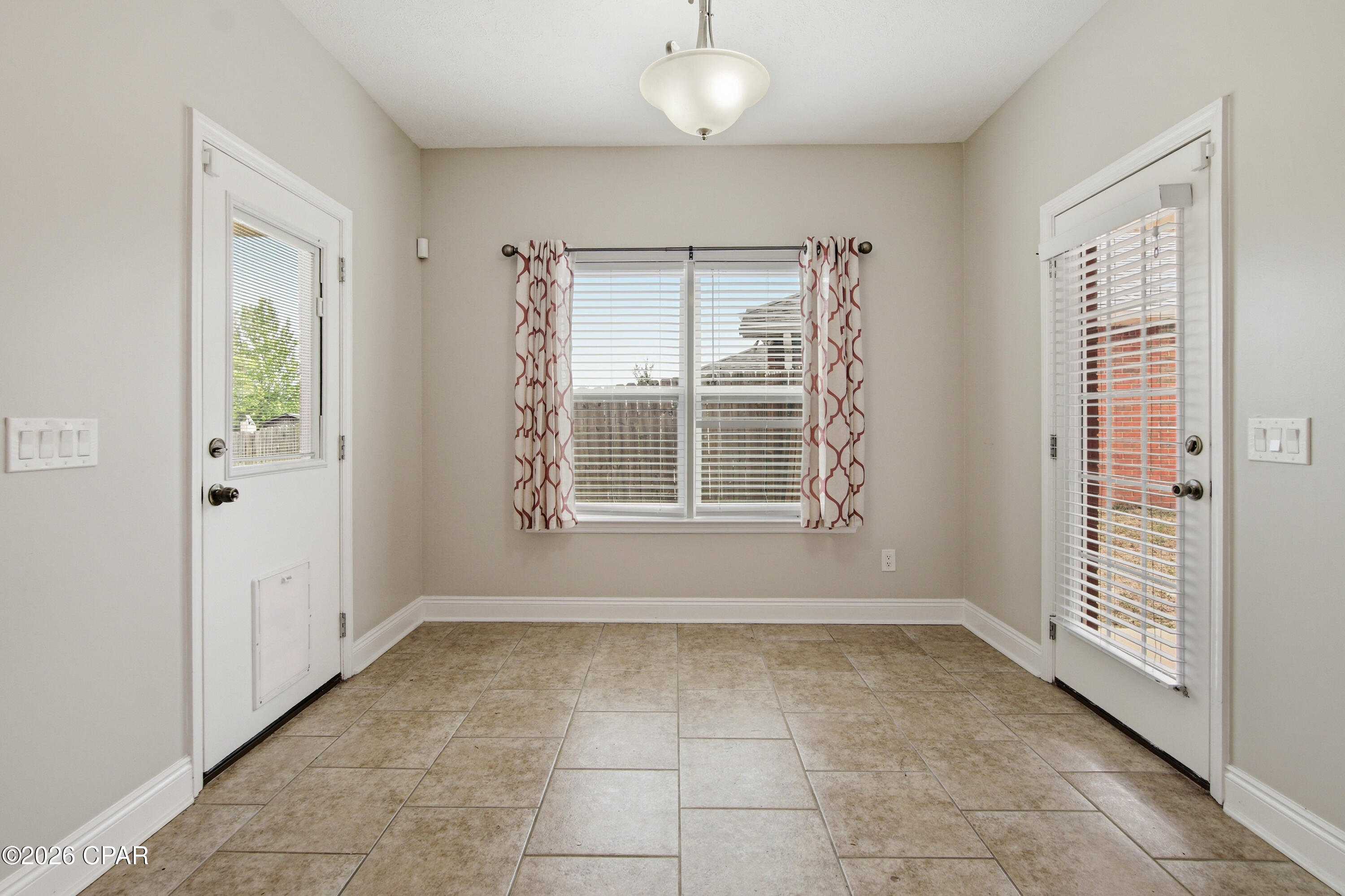 Image 11 For 4918 Mccall Lane