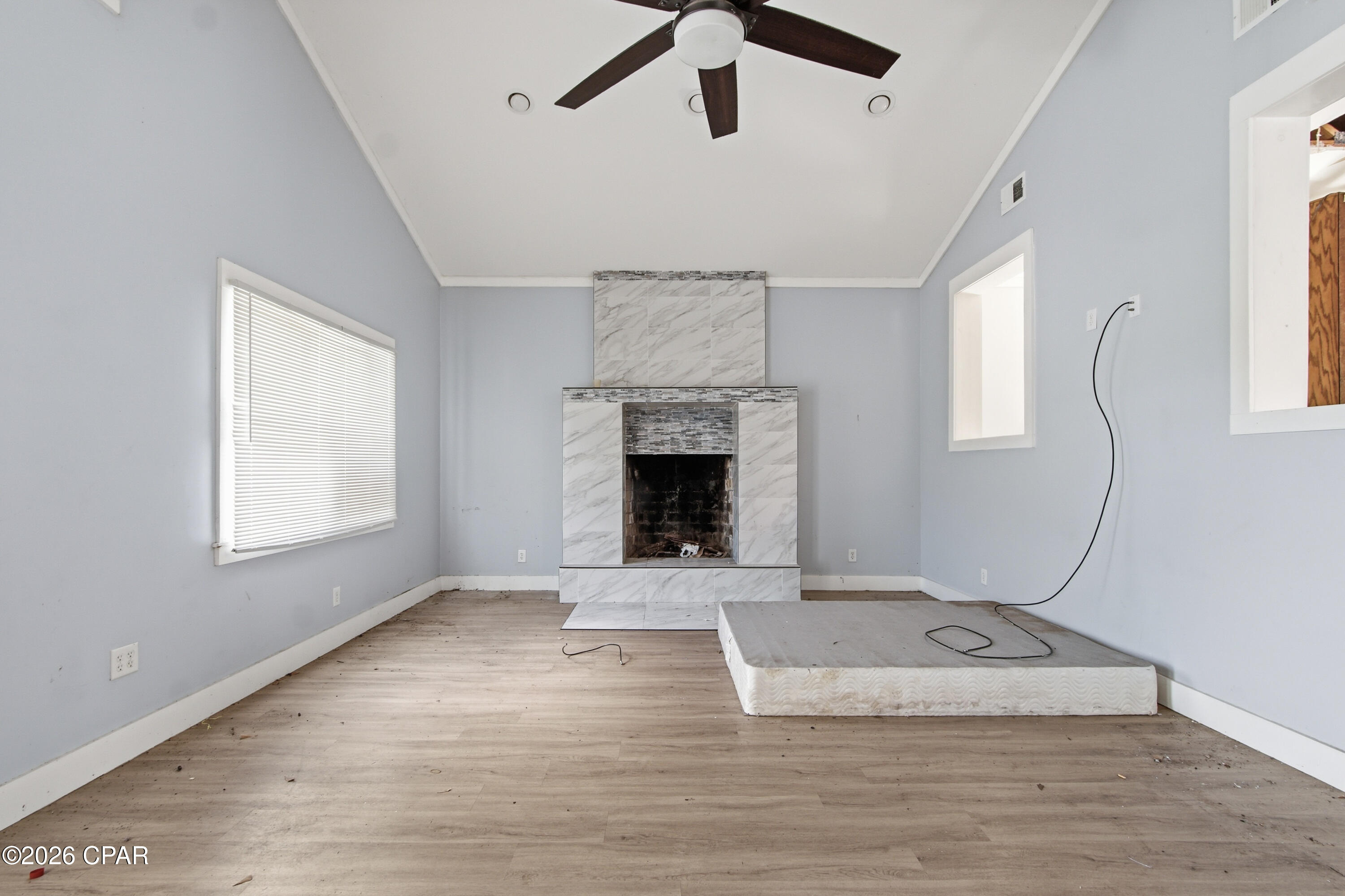 Image 42 For 9900 Highway 2301