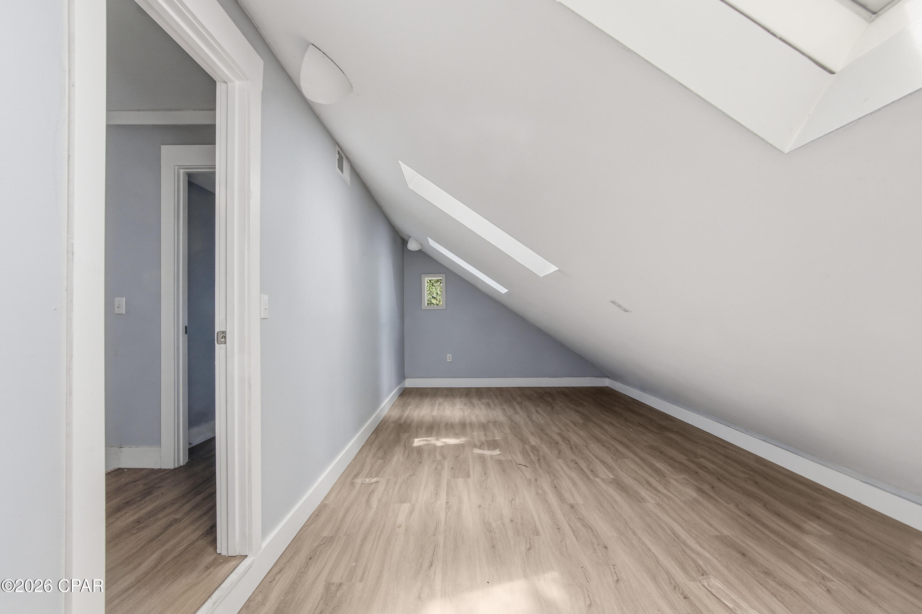 Image 43 For 9900 Highway 2301