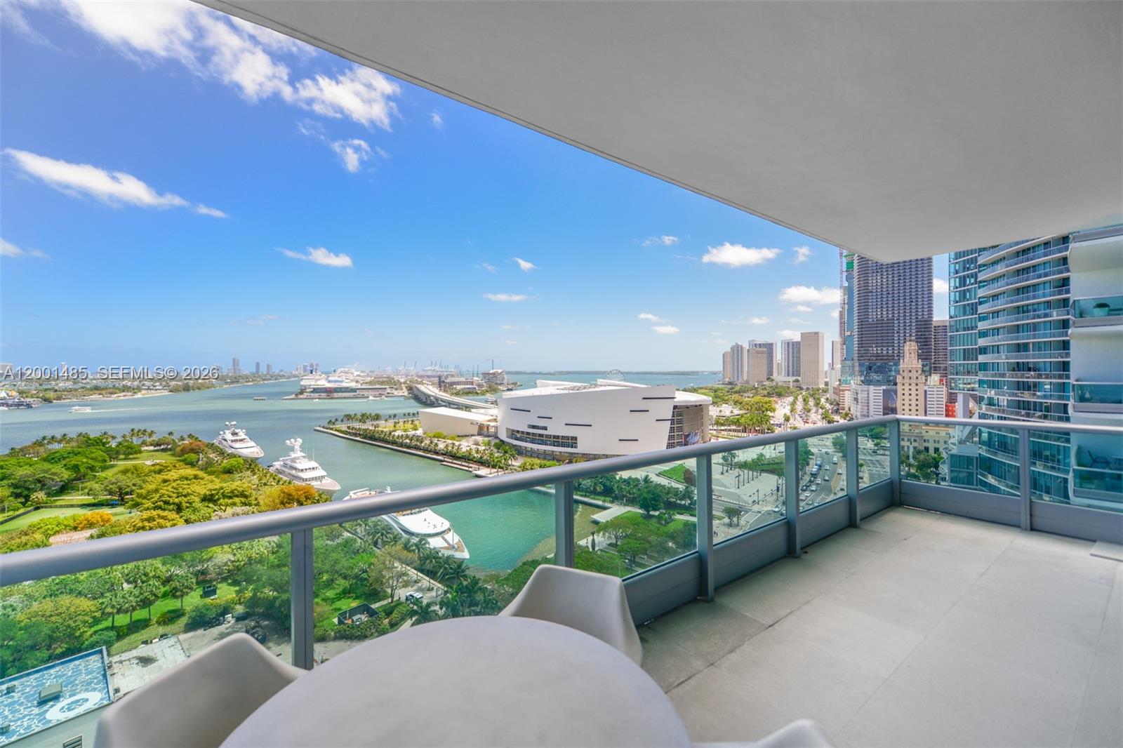 900 Biscayne Bay Condo