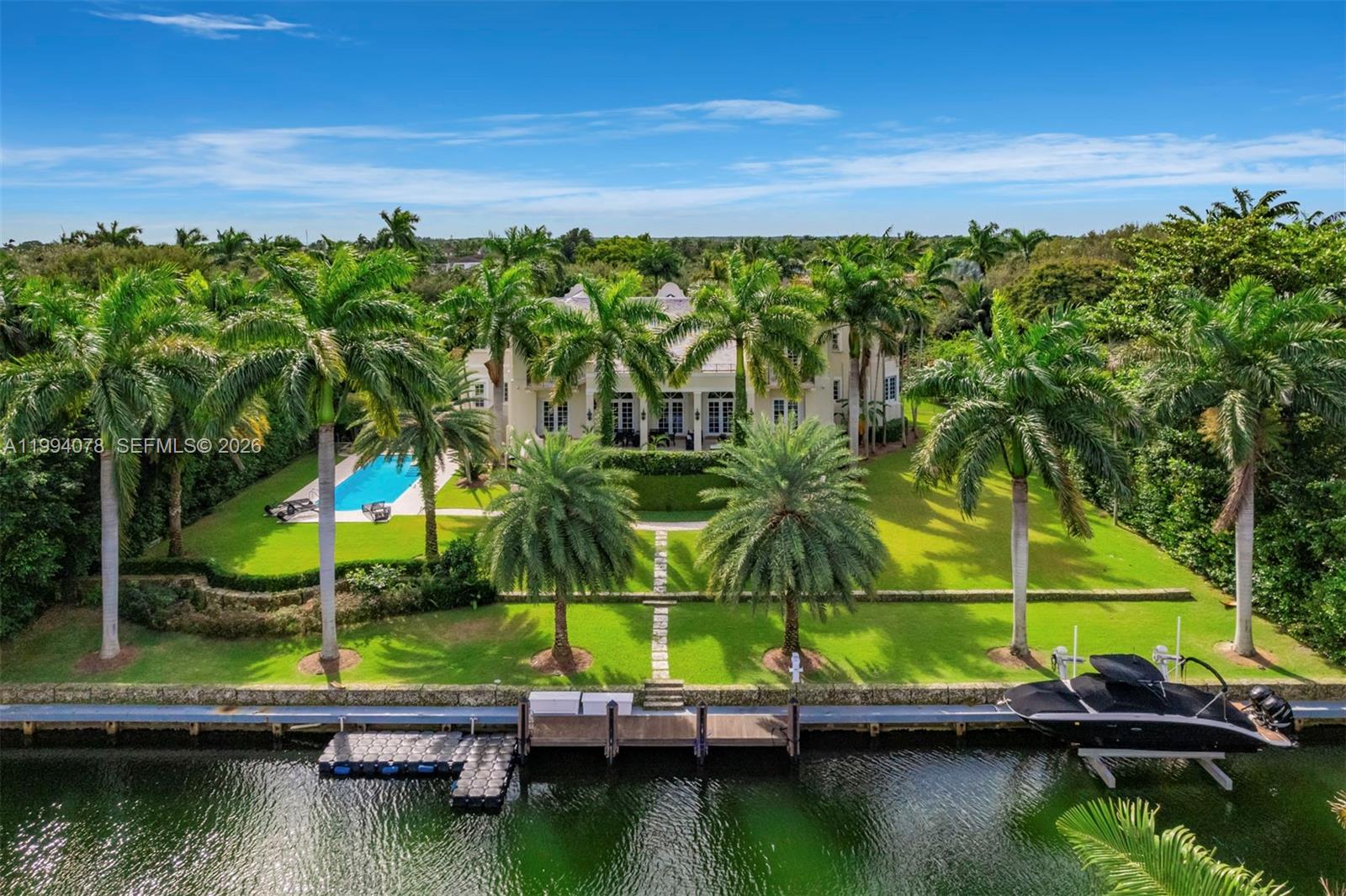 585 Arvida Pkwy