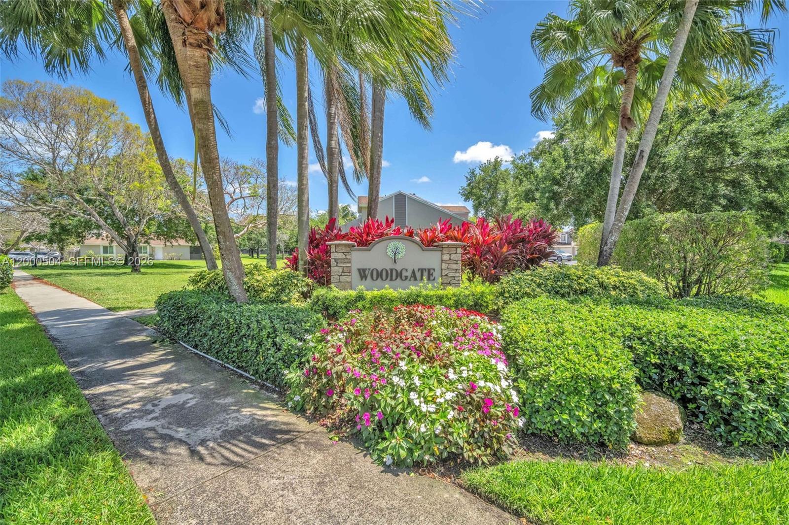 Woodgate Condominium 28