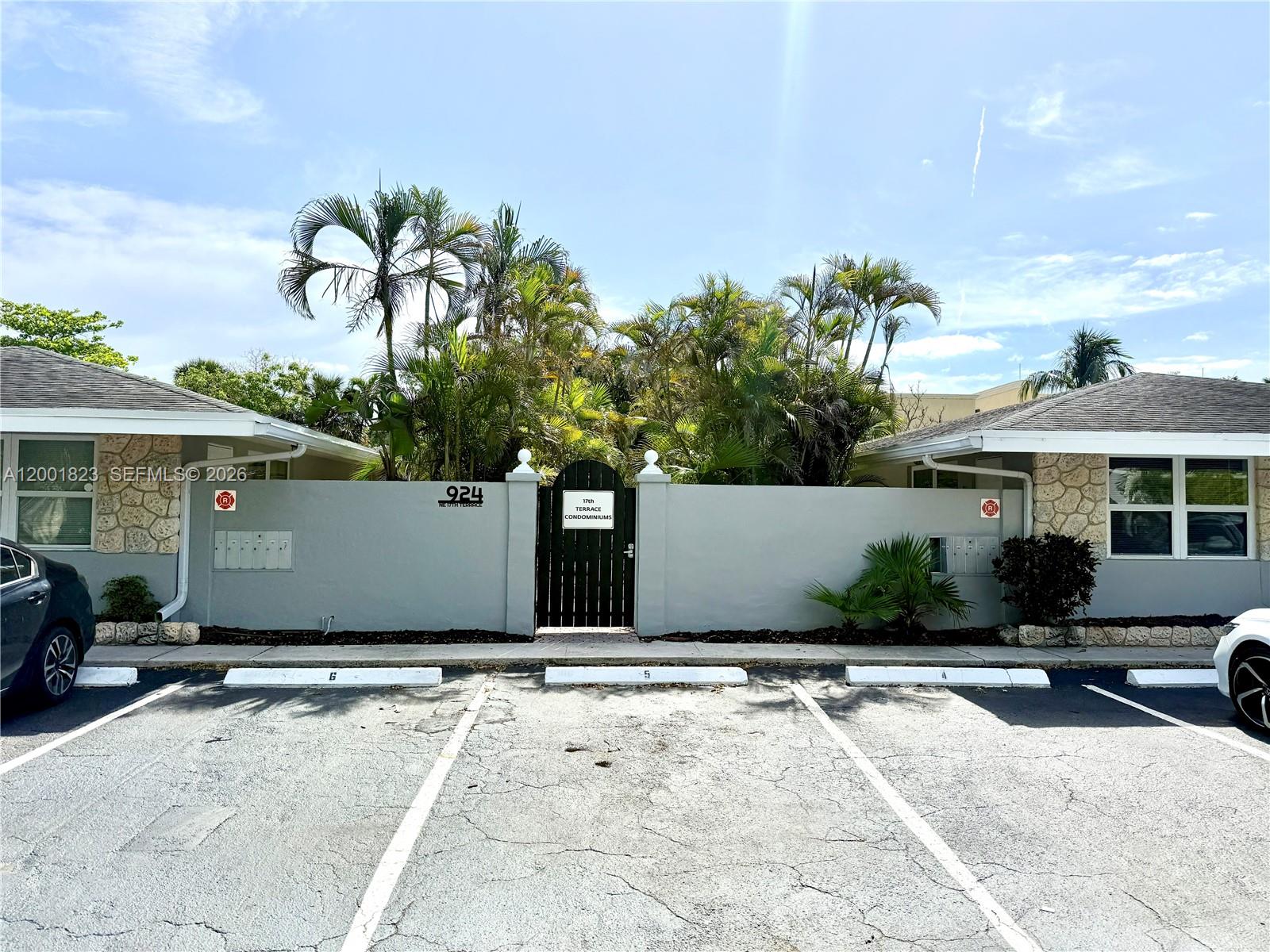 17Th Terrace Condominium