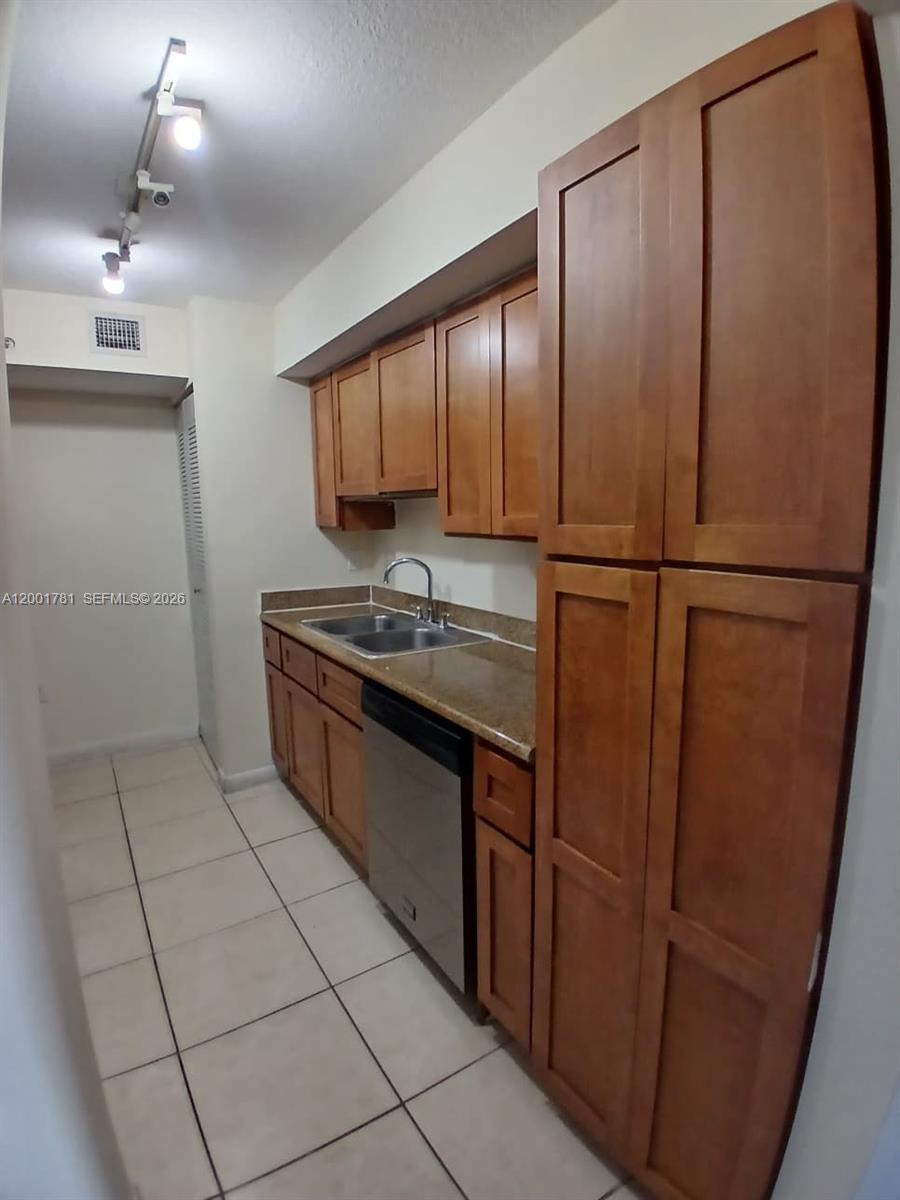 219 NW 12th Ave 914