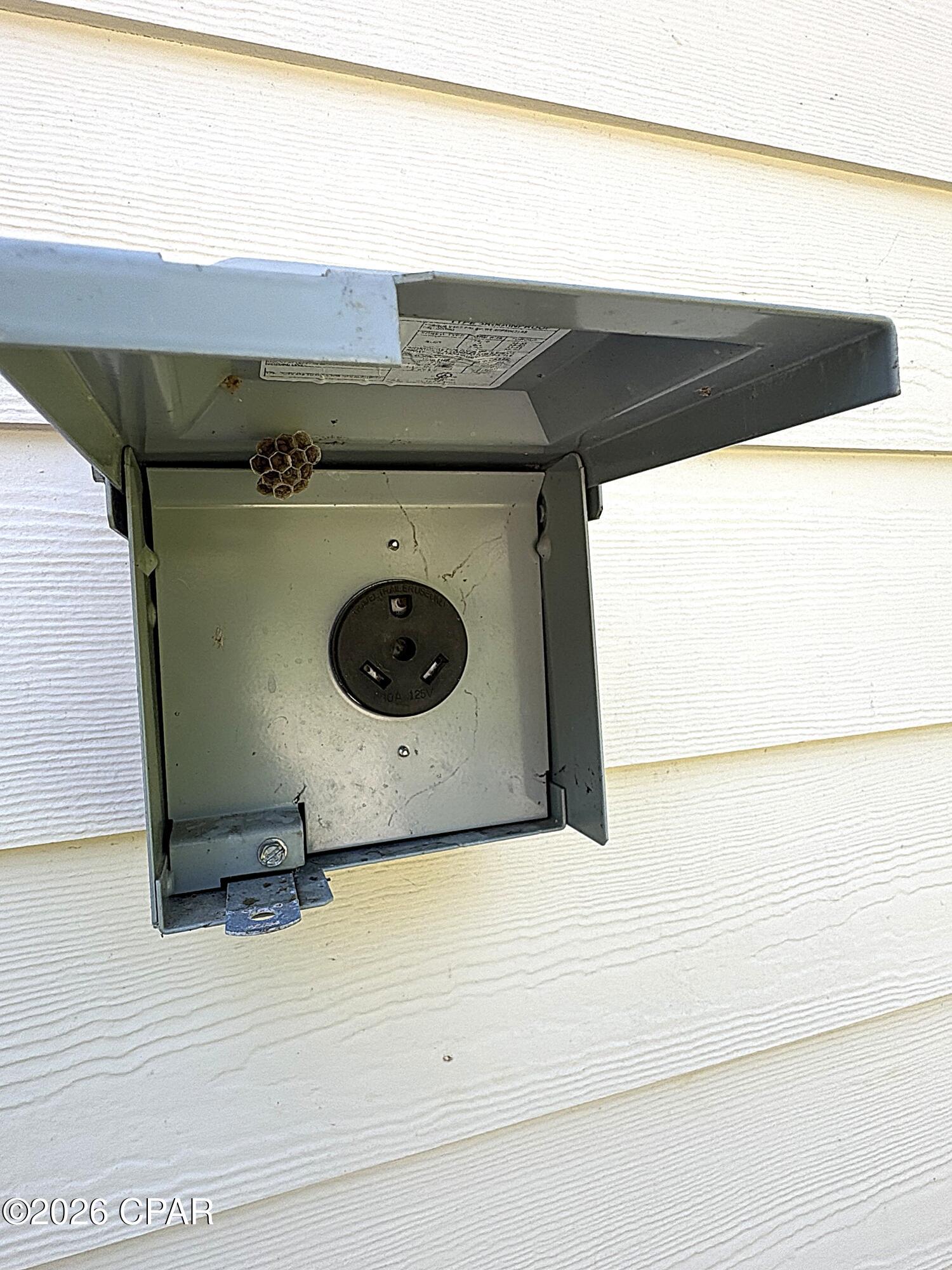 Image 72 For 4667 River Drive