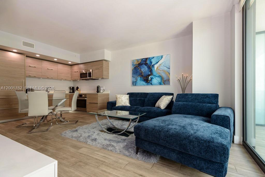 Condo for Rent in Miami, FL