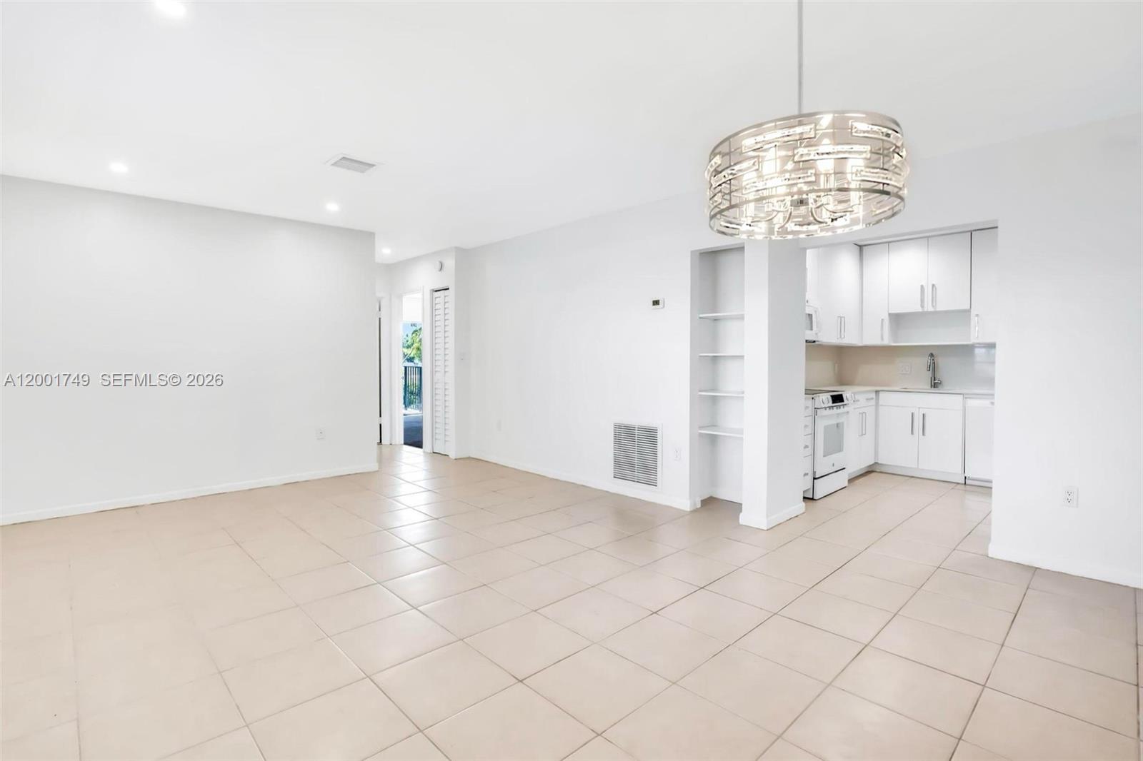 Coral Reef Townhouses Con