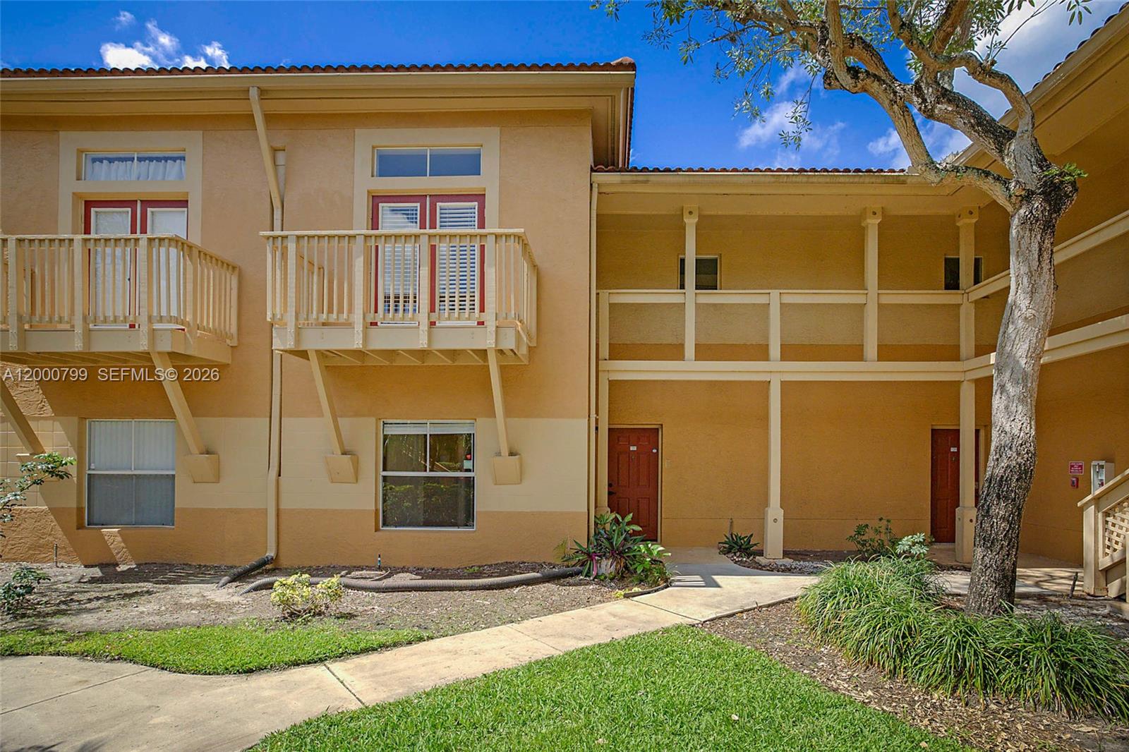 Palm Lake Condo