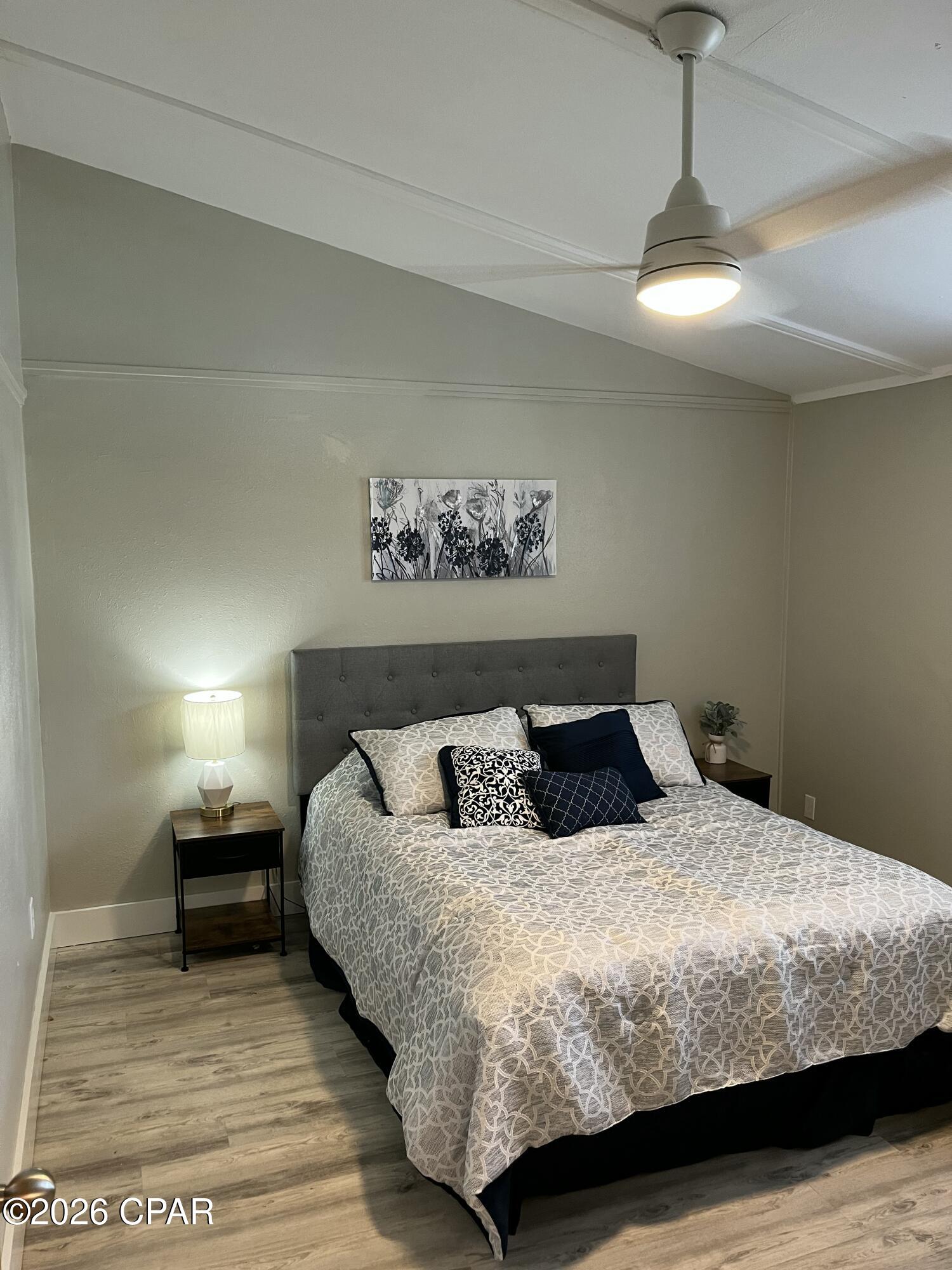 Image 9 For 6002 Hilltop Avenue