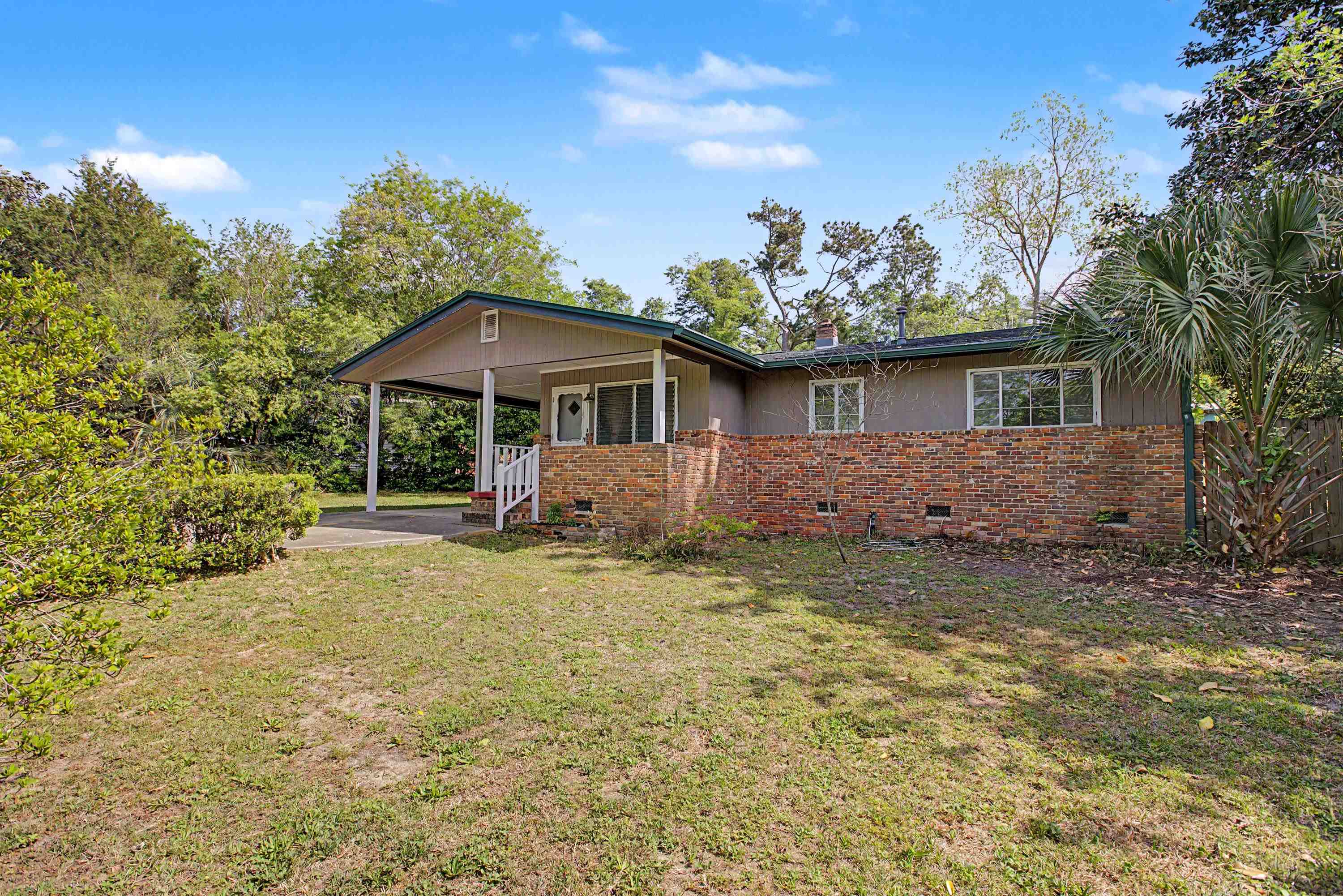 1553  Chowkeebin Nene , Tallahassee, FL, 