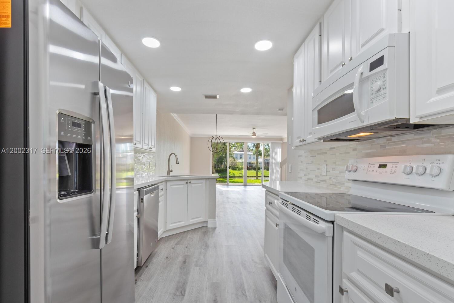 Property photo # 9