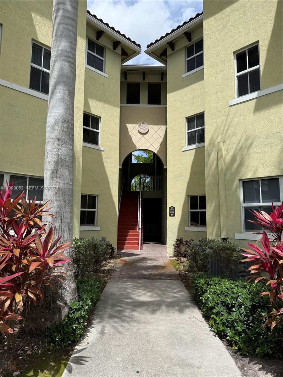 Century Park West