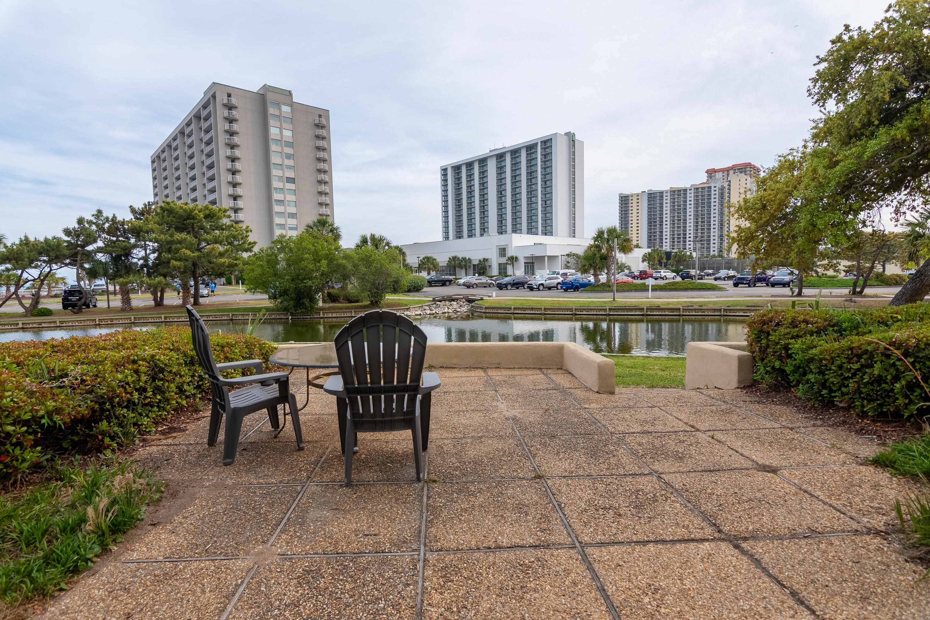2609884 | Photo 32