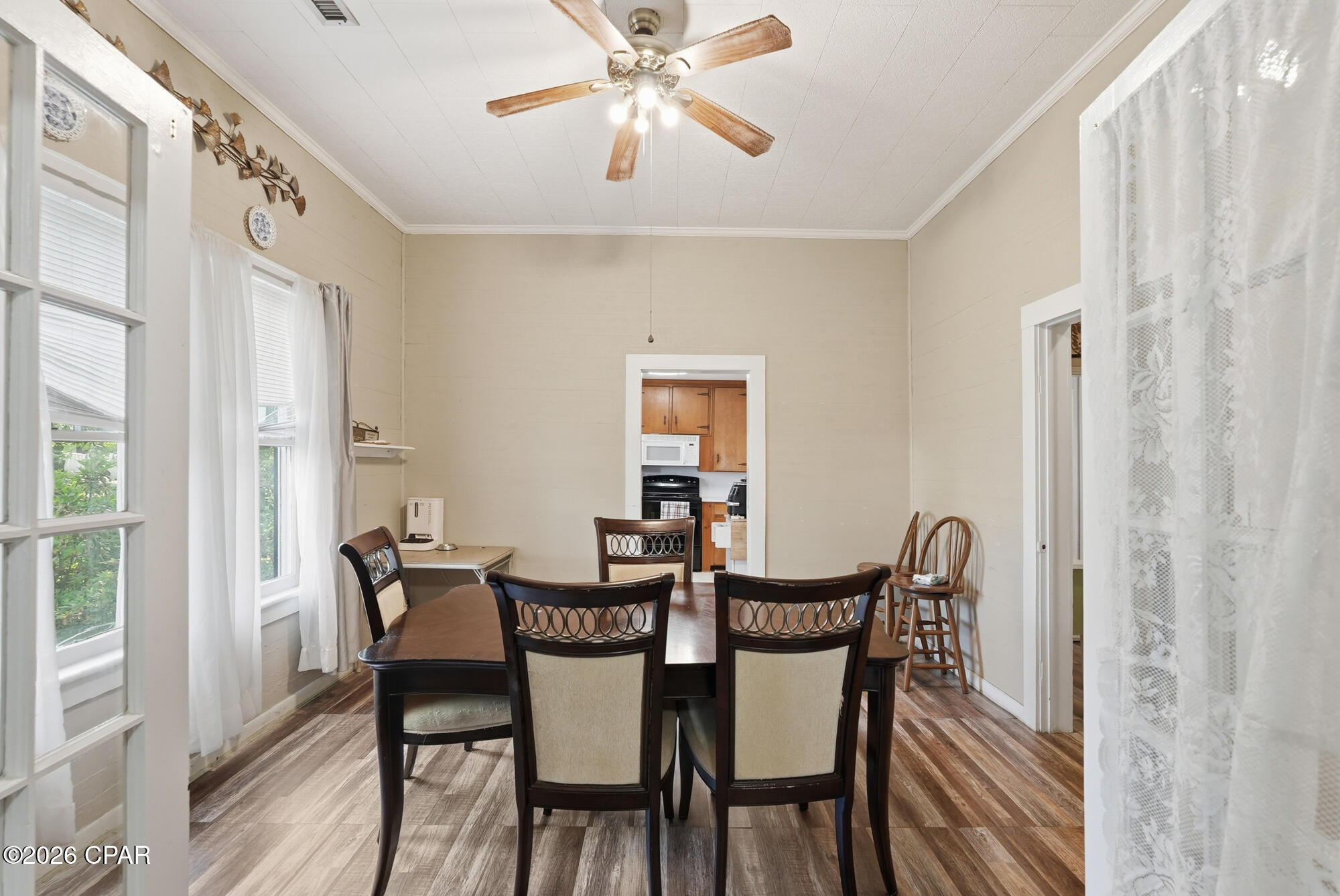 Image 13 For 409 Depot Street