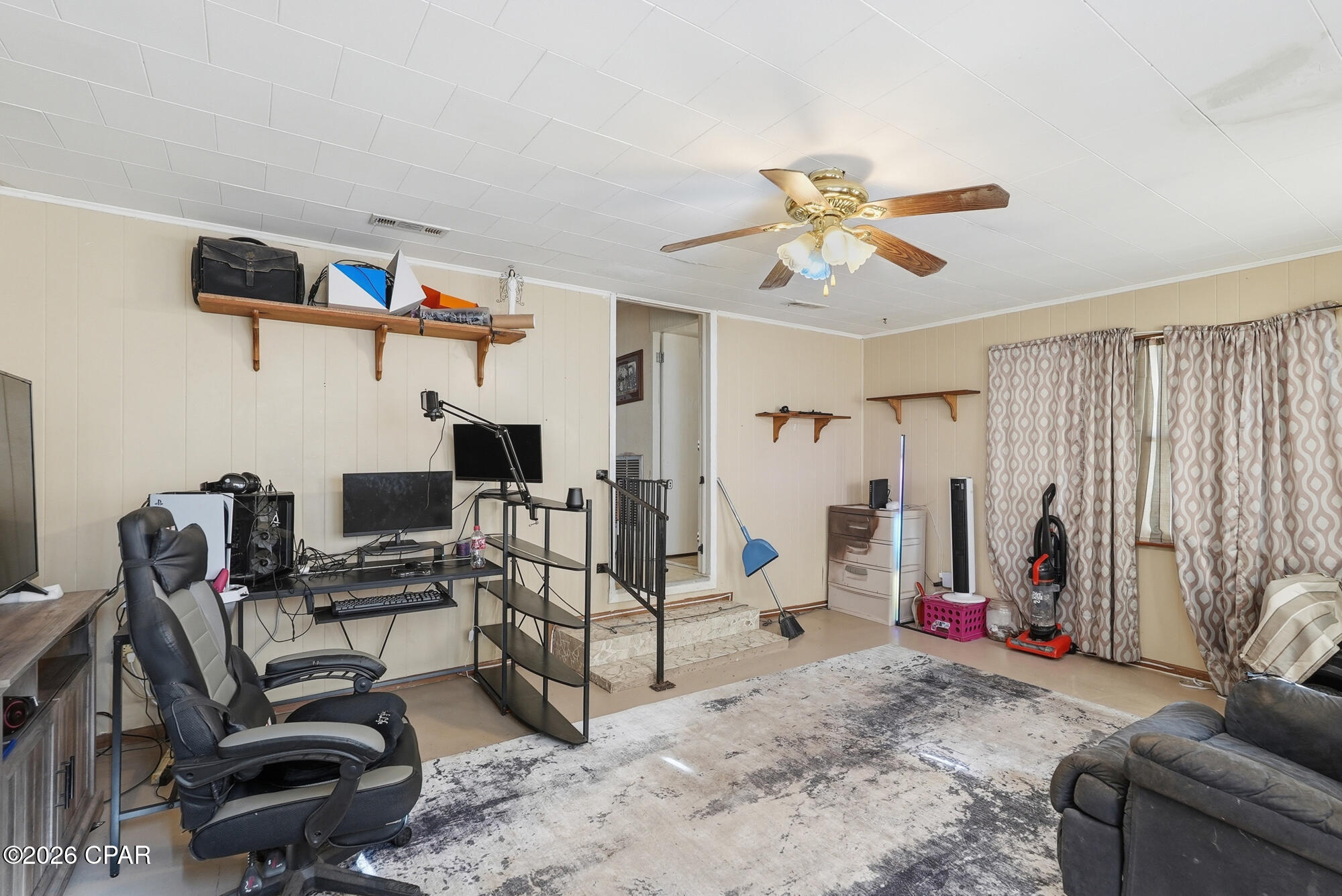 Image 21 For 409 Depot Street